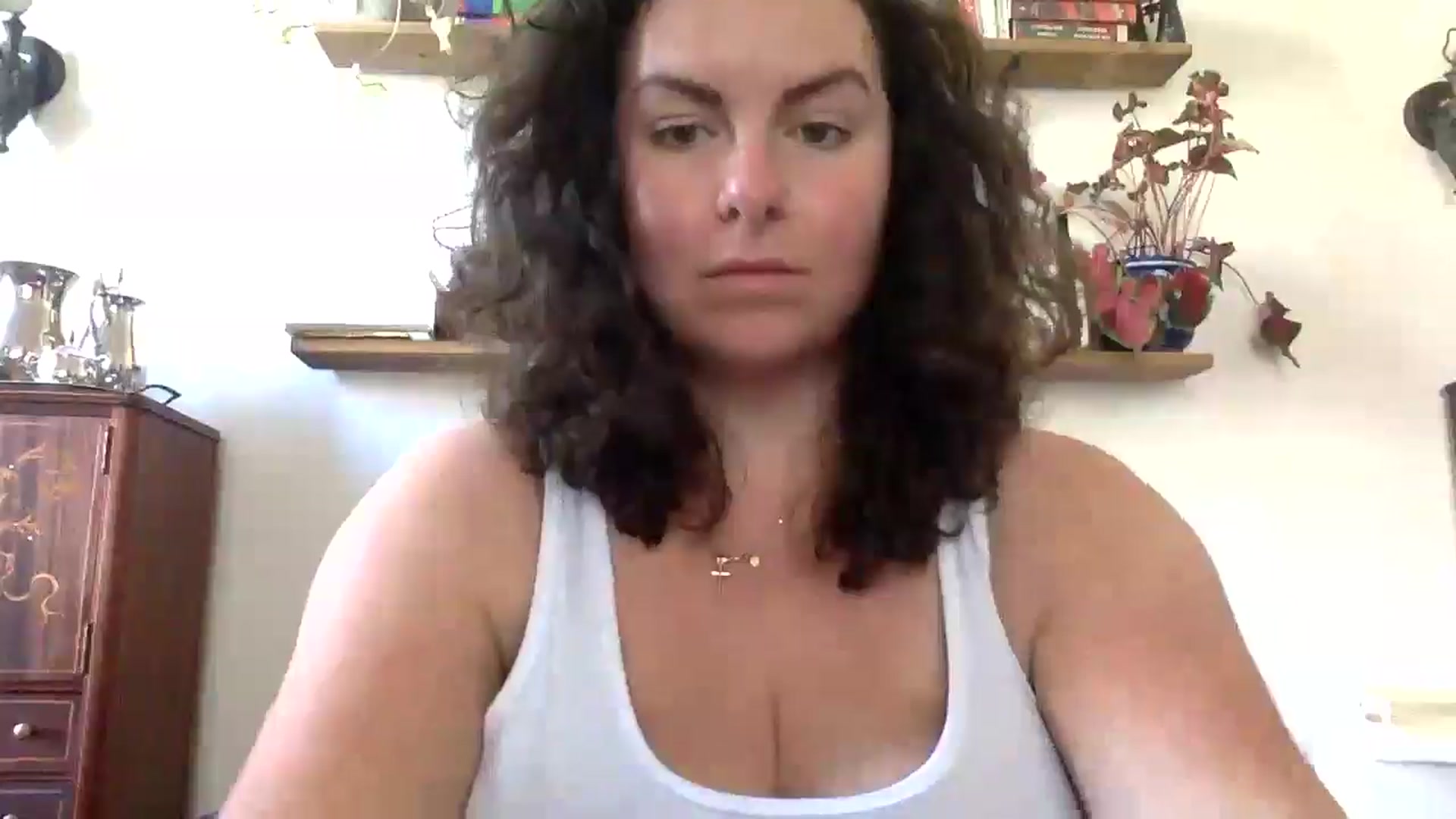Gallery image thumbnail from EmilyHart's myfreecams stream on, 08/18/2025, 18:01 image 9 of 20