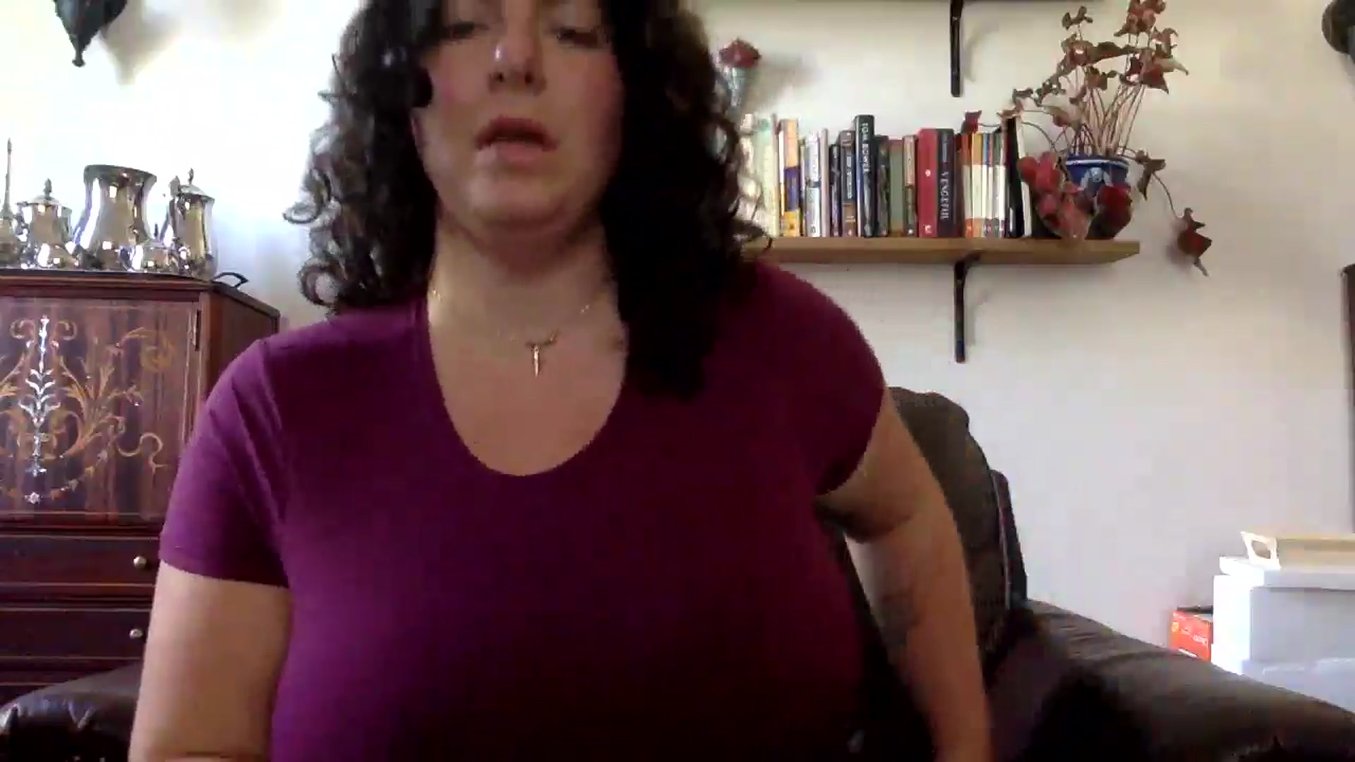 Gallery image thumbnail from EmilyHart's myfreecams stream on, 08/19/2025, 18:25 image 2 of 20