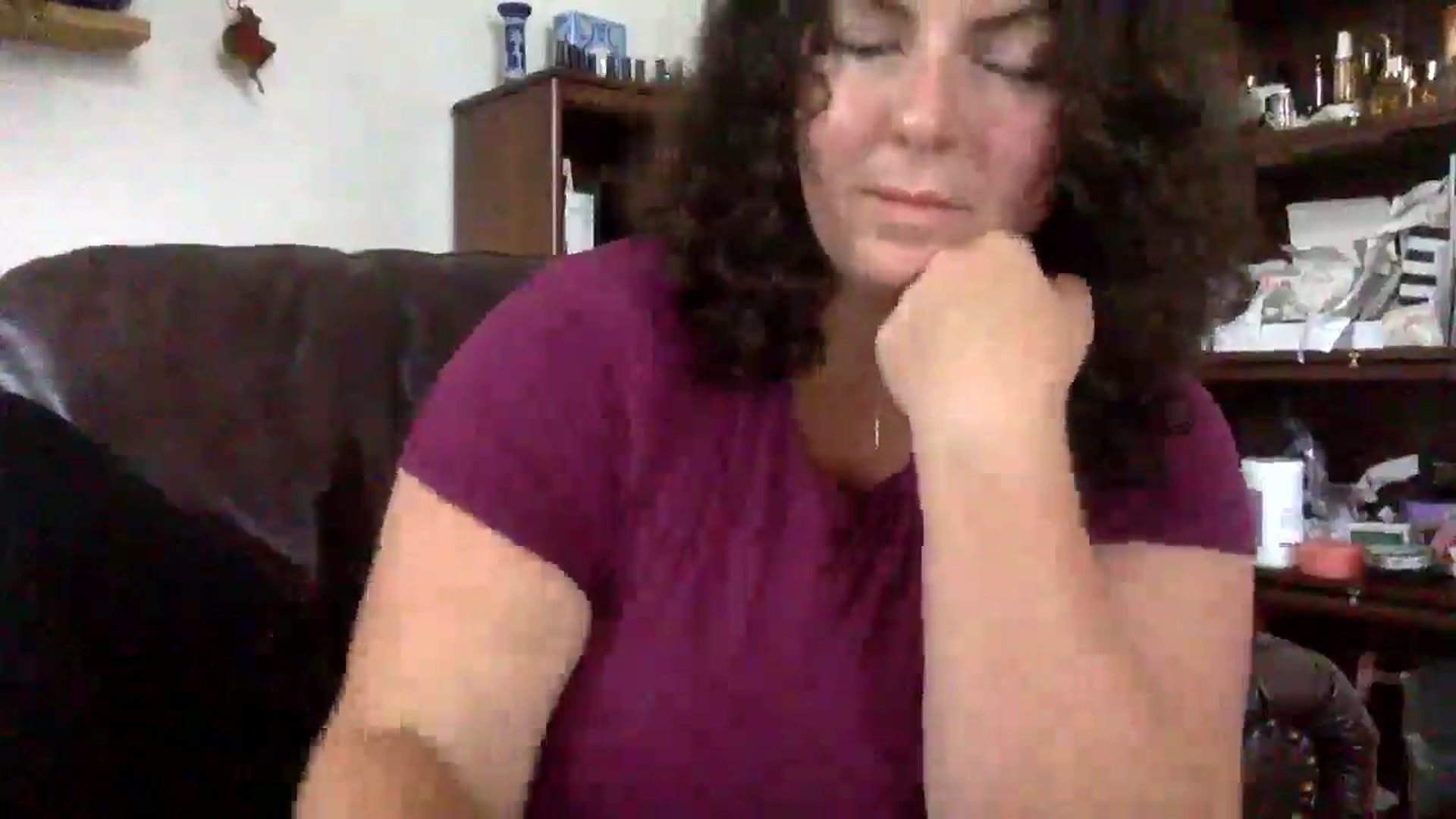 Gallery image thumbnail from EmilyHart's myfreecams stream on, 08/19/2025, 21:13 image 19 of 20