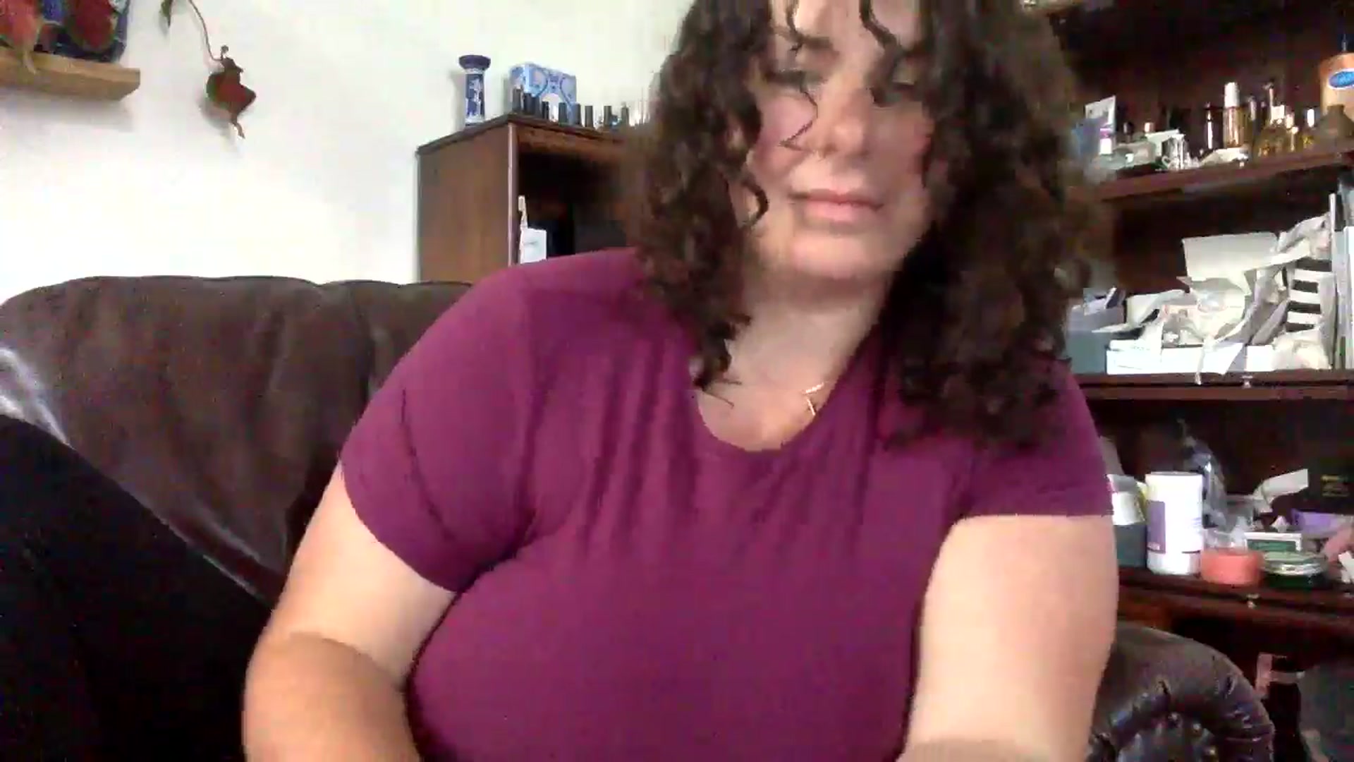 Gallery image thumbnail from EmilyHart's myfreecams stream on, 08/19/2025, 21:13 image 11 of 20