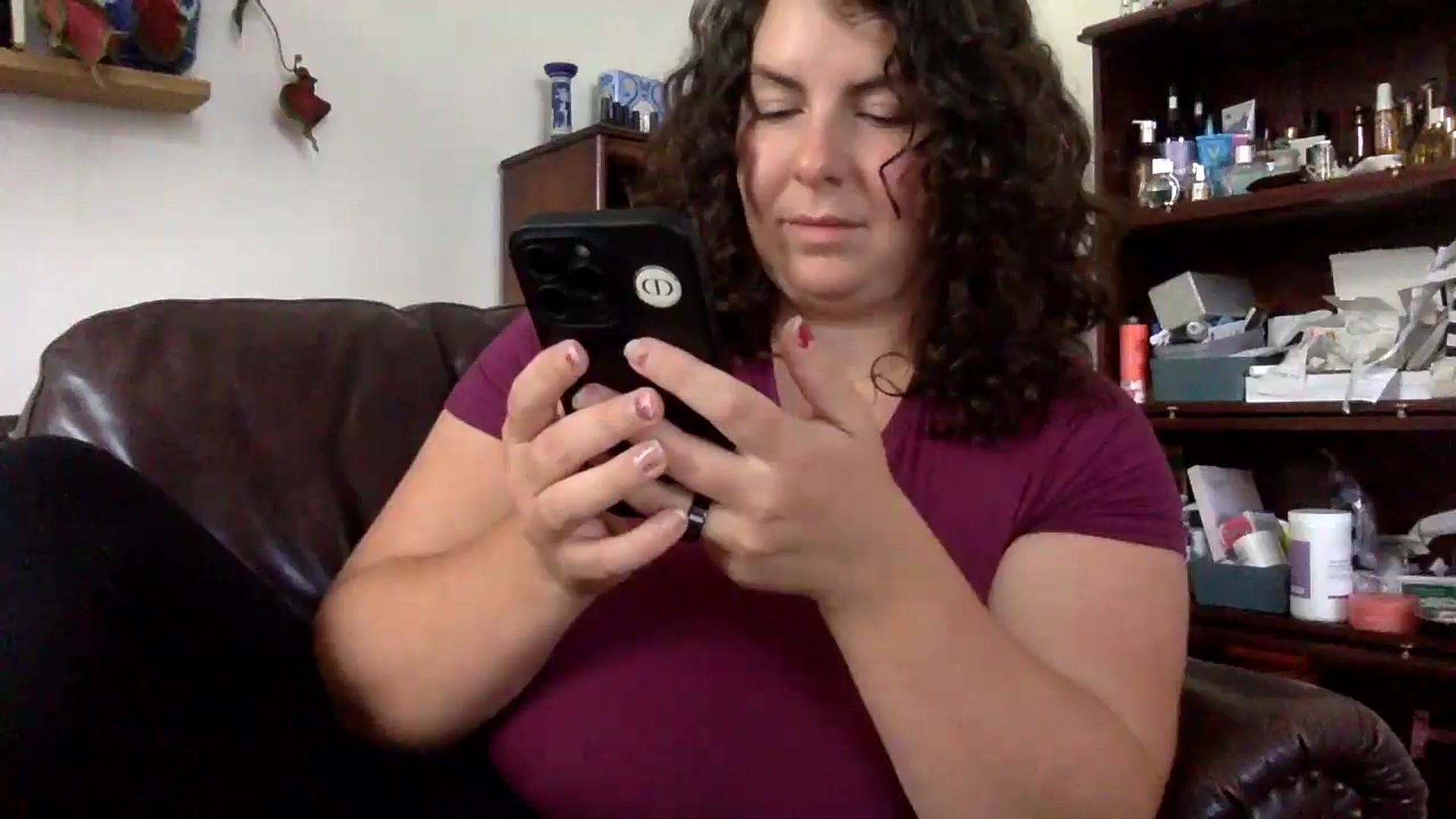 Gallery image thumbnail from EmilyHart's myfreecams stream on, 08/19/2025, 21:13 image 2 of 20