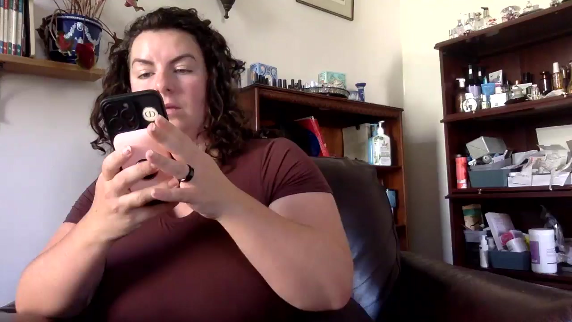 Gallery image thumbnail from EmilyHart's myfreecams stream on, 08/21/2025, 19:20 image 12 of 20