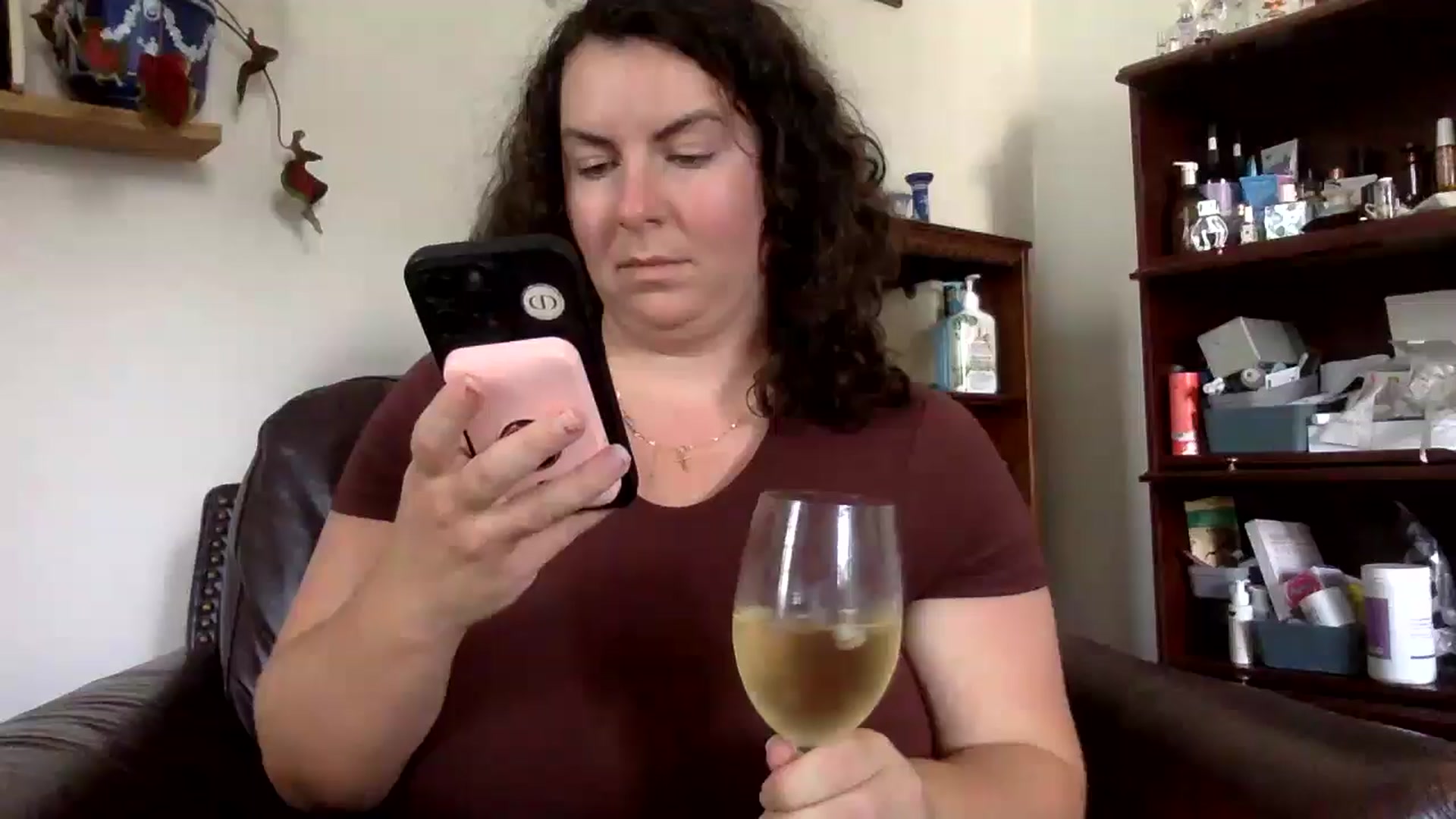 Gallery image thumbnail from EmilyHart's myfreecams stream on, 08/21/2025, 20:34 image 3 of 20