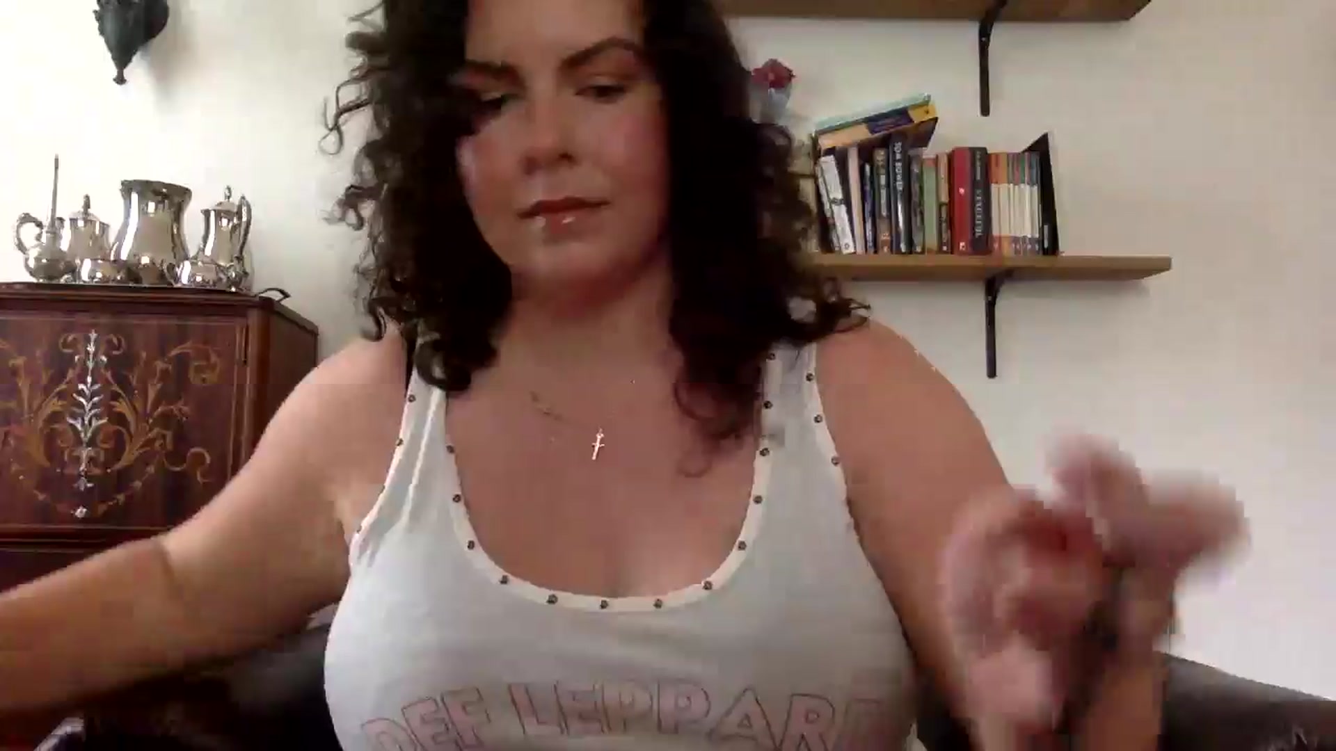 Gallery image thumbnail from EmilyHart's myfreecams stream on, 08/26/2025, 16:02 image 6 of 20