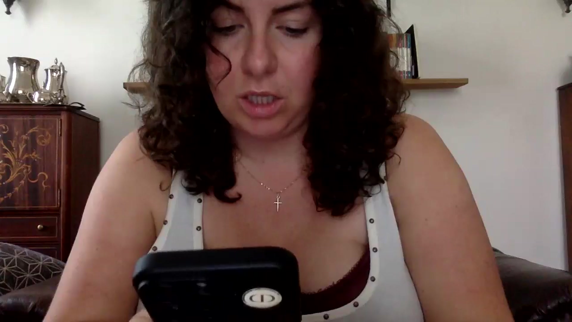 Gallery image thumbnail from EmilyHart's myfreecams stream on, 08/28/2025, 18:25 image 19 of 20