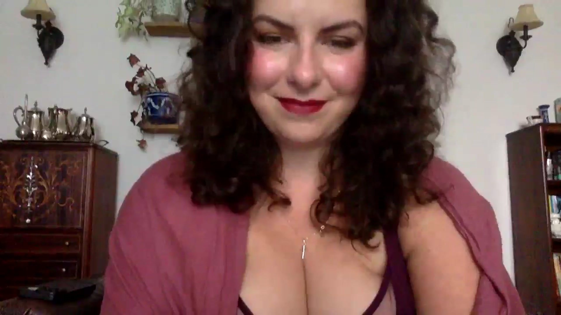 Gallery image thumbnail from EmilyHart's myfreecams stream on, 10/09/2025, 17:17 image 11 of 20