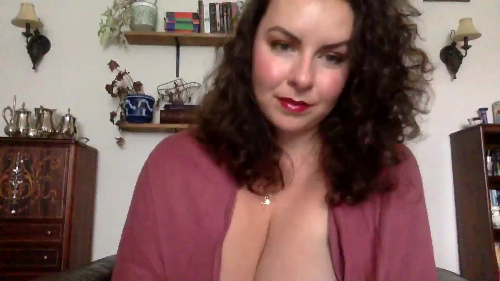Gallery image thumbnail from EmilyHart's myfreecams stream on, 10/09/2025, 18:11 image 1 of 20