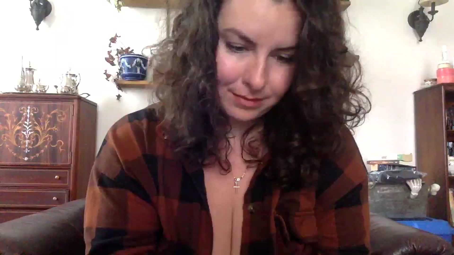 Gallery image thumbnail from EmilyHart's myfreecams stream on, 10/17/2025, 17:18 image 16 of 20