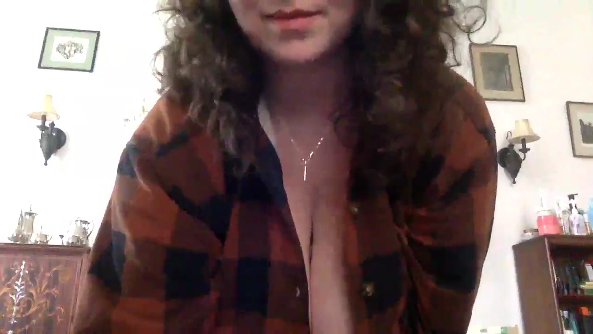 Gallery image thumbnail from EmilyHart's myfreecams stream on, 10/17/2025, 17:18 image 4 of 20