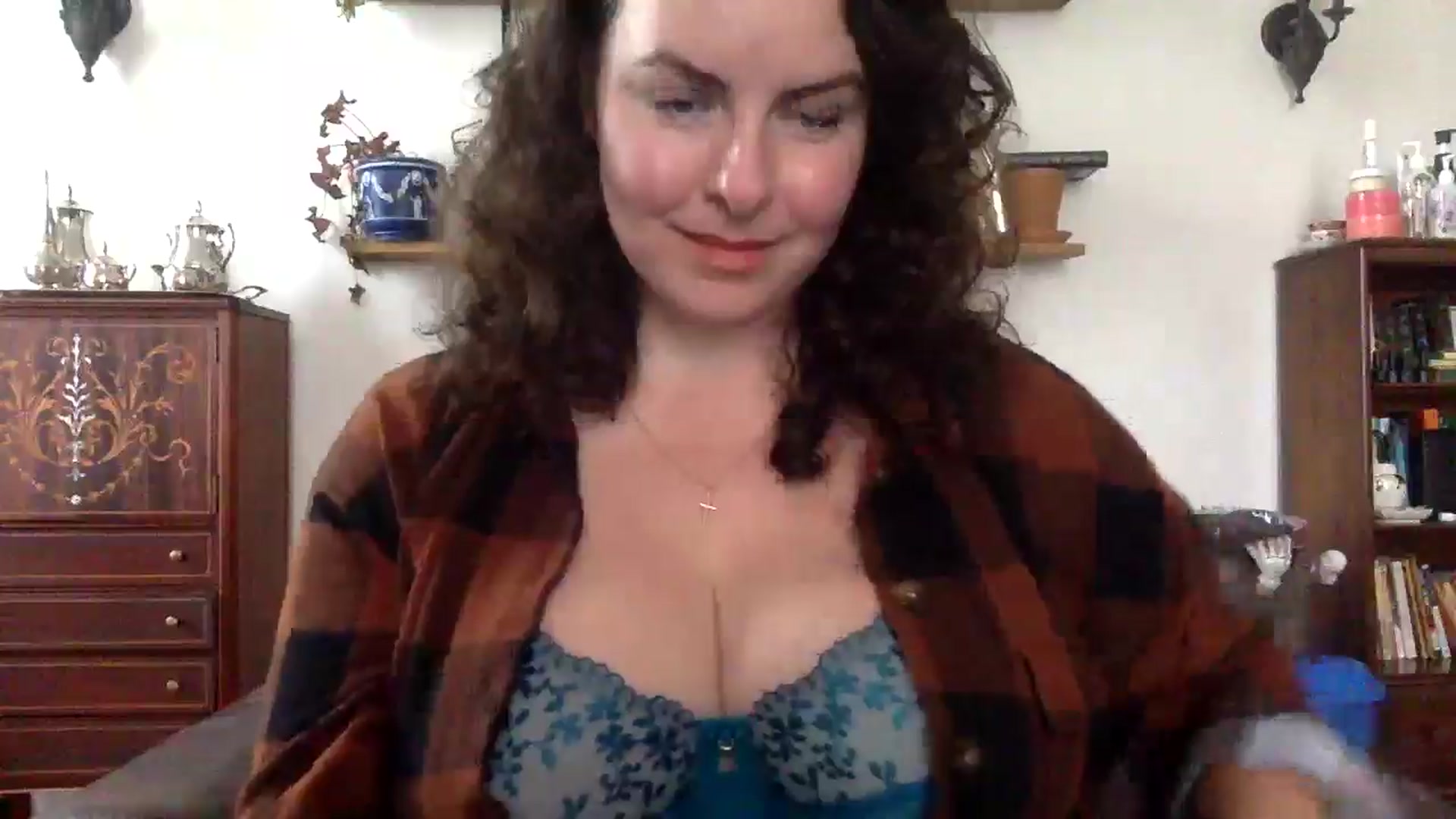 Gallery image thumbnail from EmilyHart's myfreecams stream on, 10/17/2025, 18:32 image 9 of 20