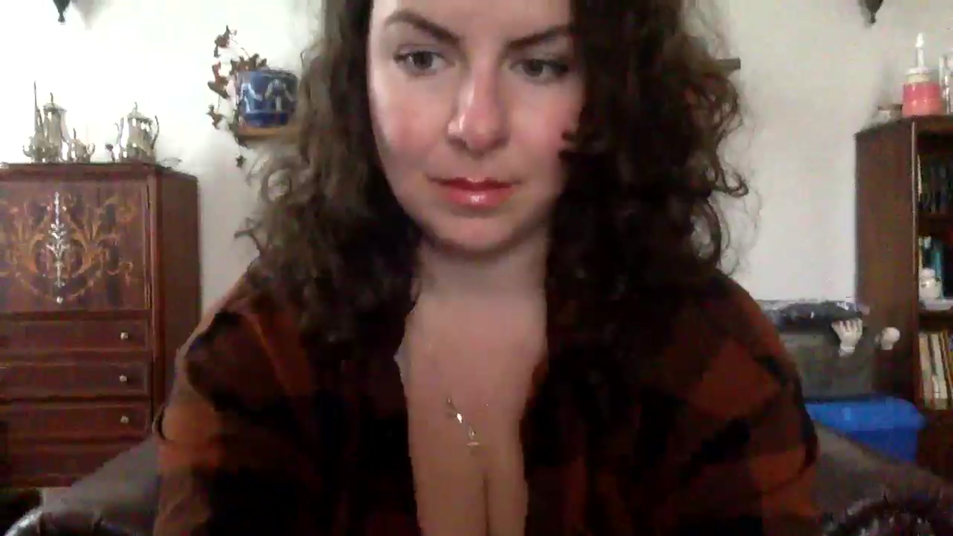 Gallery image thumbnail from EmilyHart's myfreecams stream on, 10/17/2025, 19:37 image 10 of 20
