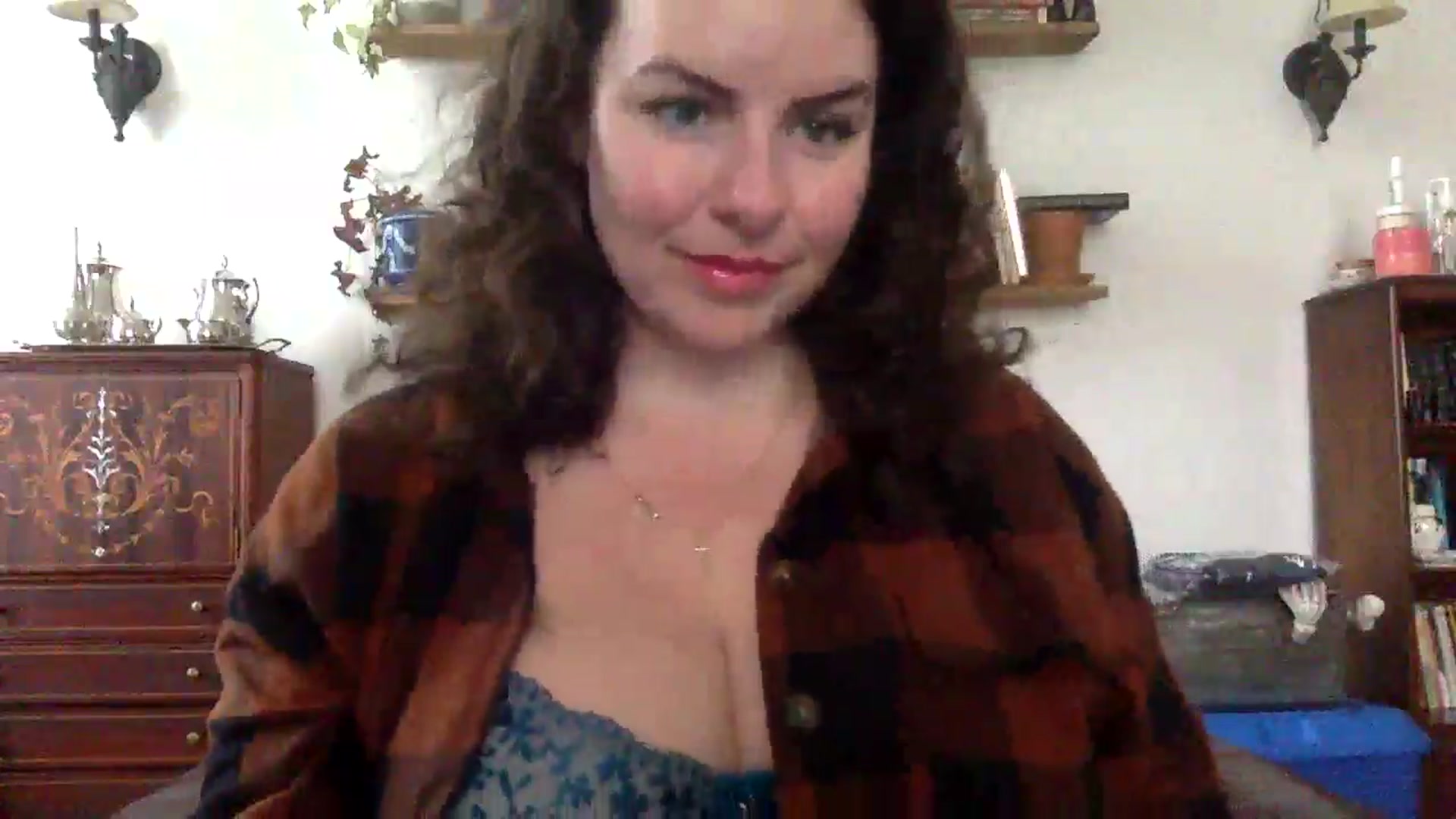 Gallery image thumbnail from EmilyHart's myfreecams stream on, 10/17/2025, 19:37 image 4 of 20