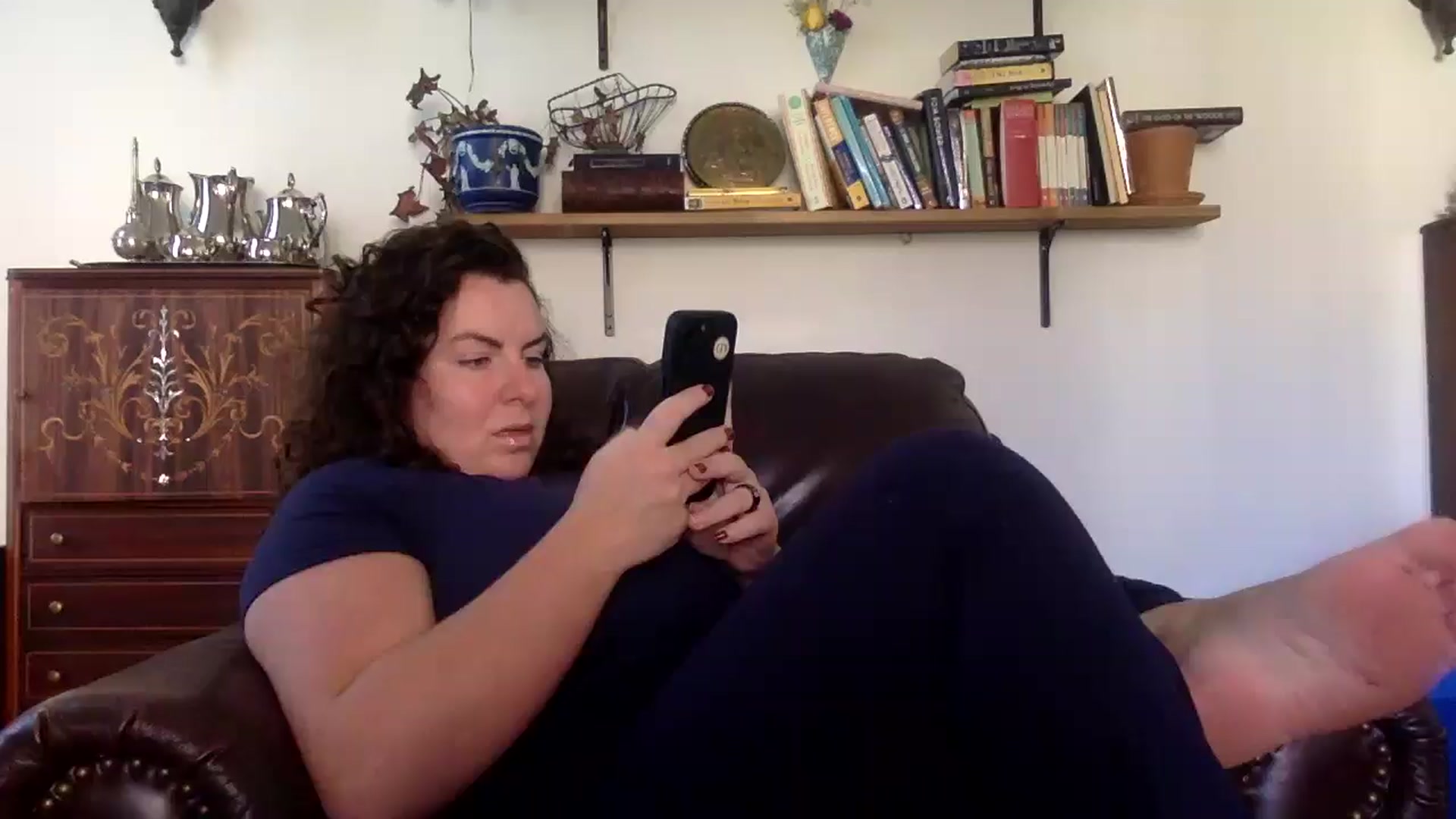 Gallery image thumbnail from EmilyHart's myfreecams stream on, 10/23/2025, 16:39 image 1 of 20