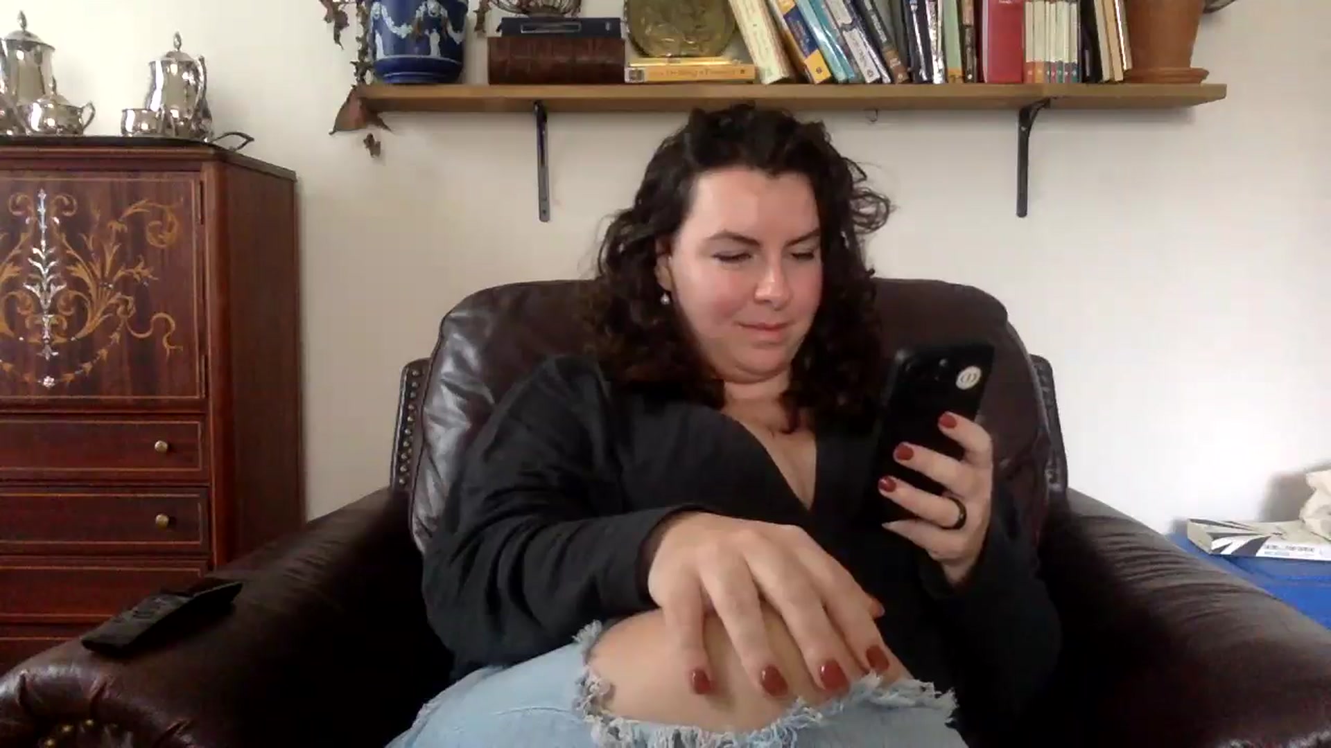 Gallery image thumbnail from EmilyHart's myfreecams stream on, 11/03/2025, 19:23 image 17 of 20