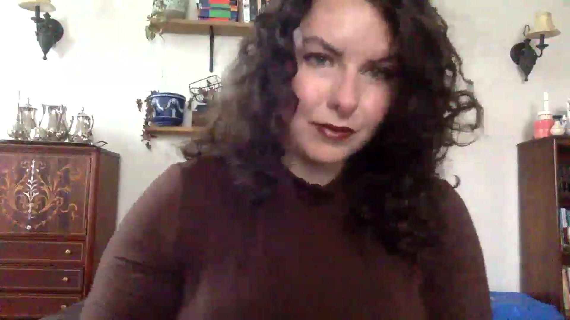 Gallery image thumbnail from EmilyHart's myfreecams stream on, 11/17/2025, 18:25 image 18 of 20