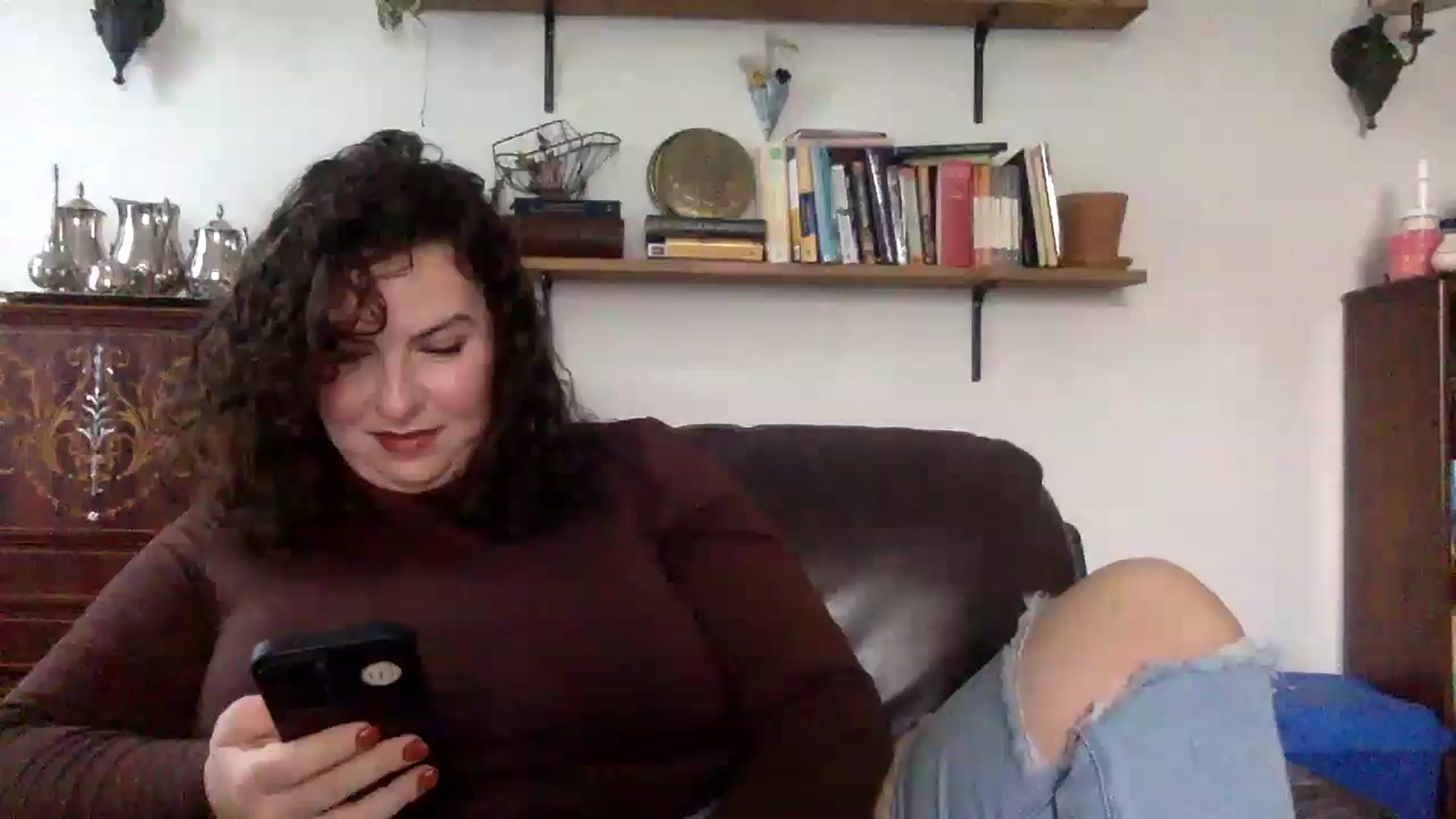 Gallery image thumbnail from EmilyHart's myfreecams stream on, 11/17/2025, 18:25 image 12 of 20