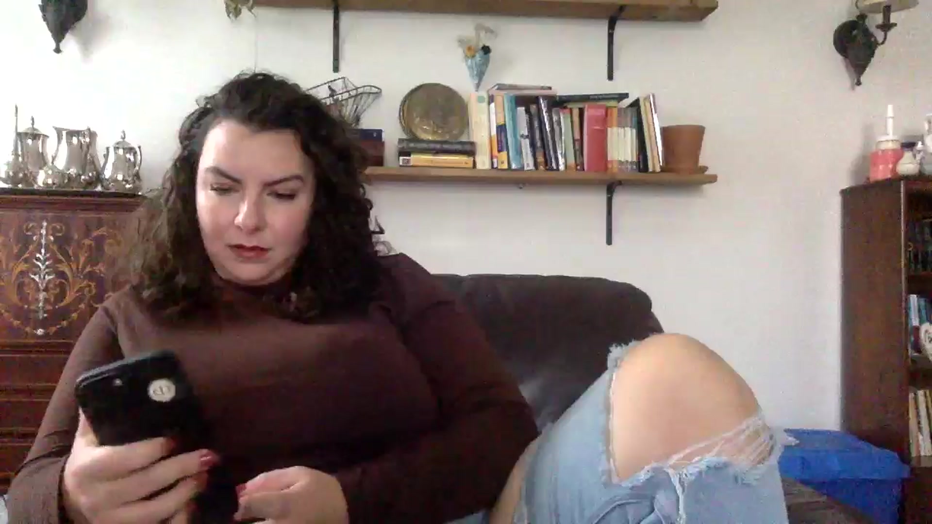 Gallery image thumbnail from EmilyHart's myfreecams stream on, 11/17/2025, 18:25 image 8 of 20