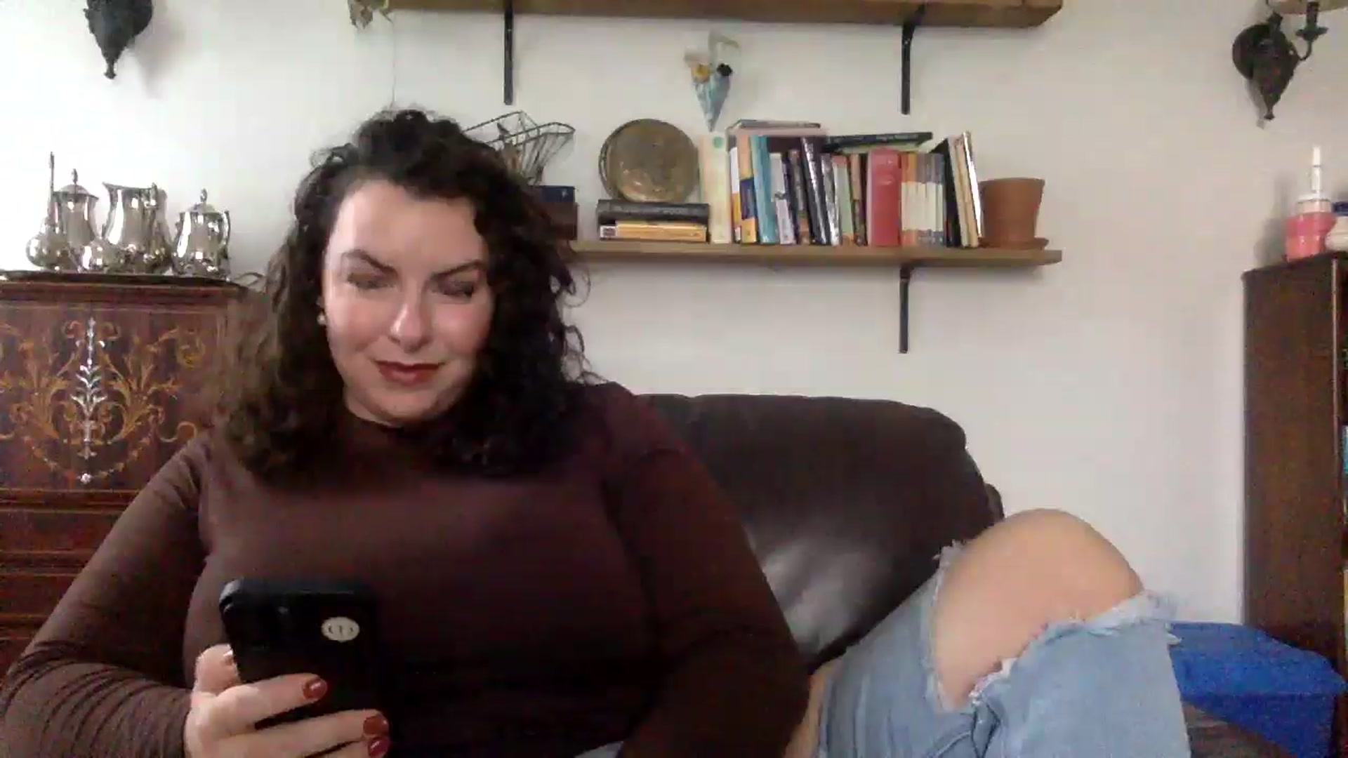 Gallery image thumbnail from EmilyHart's myfreecams stream on, 11/17/2025, 18:25 image 10 of 20