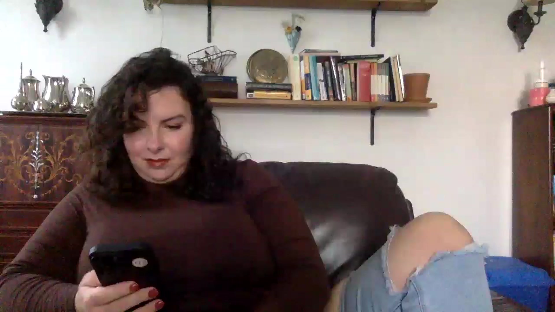 Gallery image thumbnail from EmilyHart's myfreecams stream on, 11/17/2025, 18:25 image 11 of 20