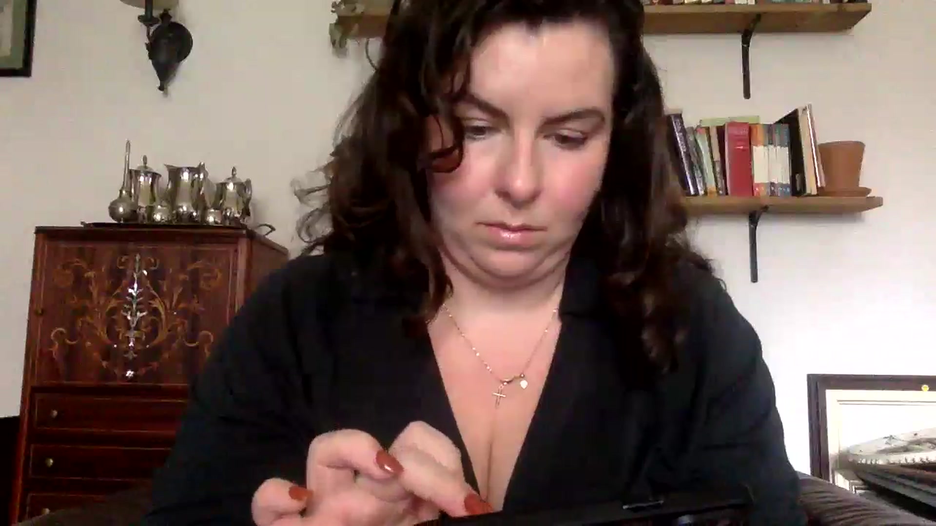 Gallery image thumbnail from EmilyHart's myfreecams stream on, 11/25/2025, 20:02 image 4 of 20
