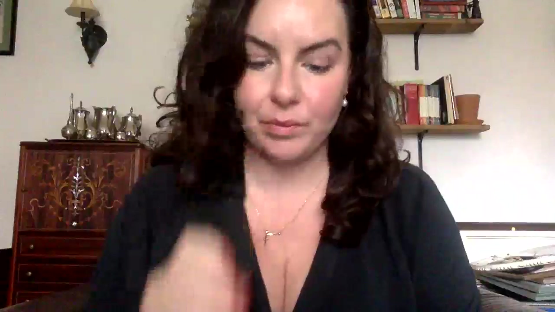 Gallery image thumbnail from EmilyHart's myfreecams stream on, 11/25/2025, 20:02 image 7 of 20
