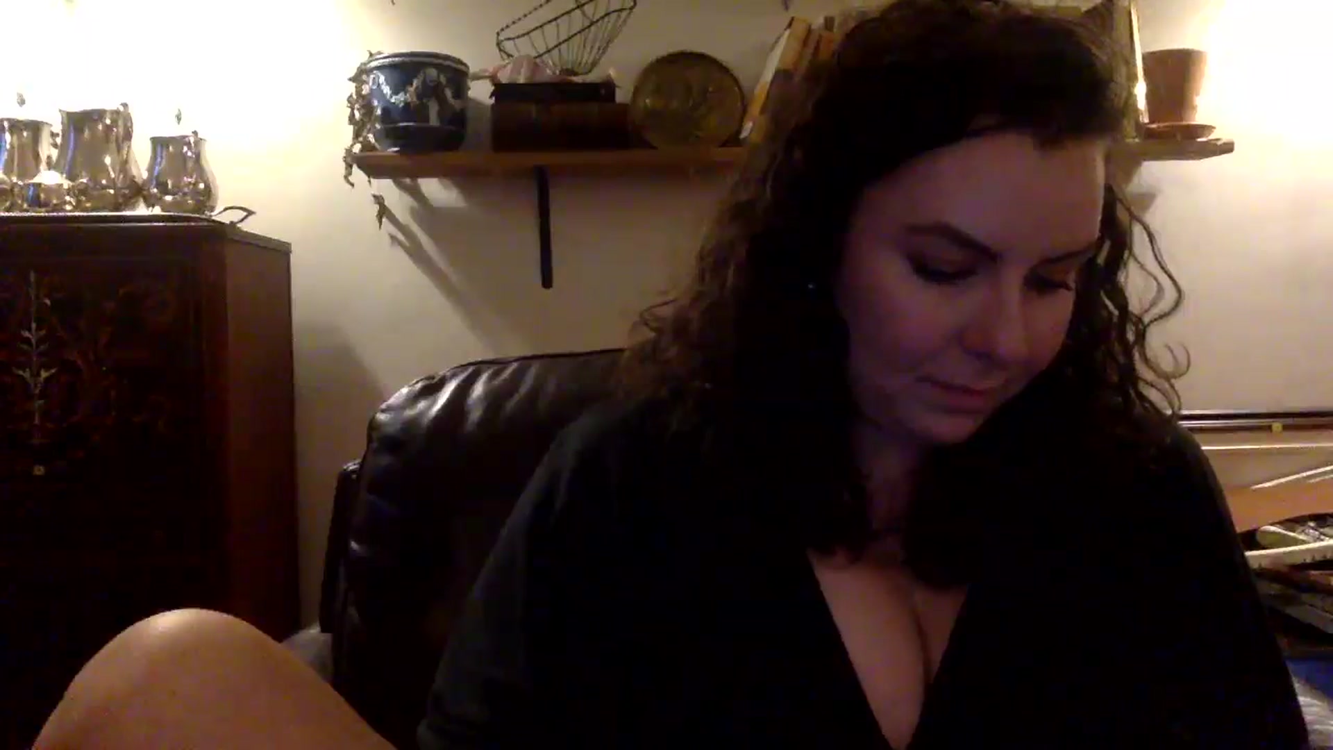 Gallery image thumbnail from EmilyHart's myfreecams stream on, 12/19/2025, 20:45 image 14 of 20