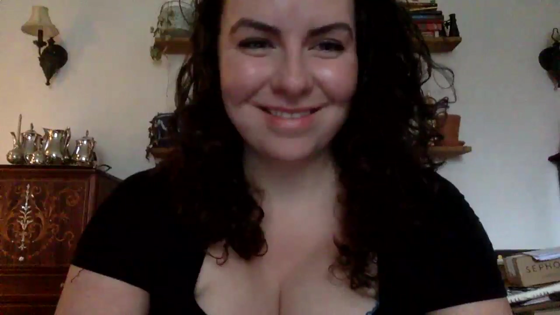 Gallery image thumbnail from EmilyHart's myfreecams stream on, 12/22/2025, 19:53 image 2 of 20