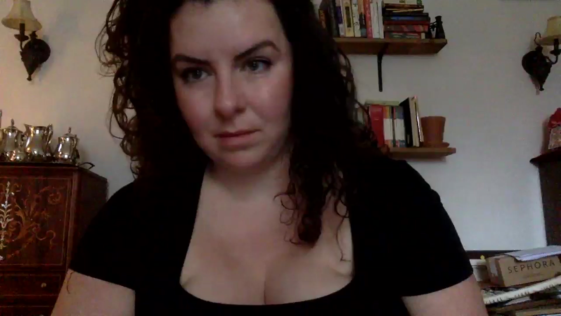 Gallery image thumbnail from EmilyHart's myfreecams stream on, 12/22/2025, 19:53 image 12 of 20