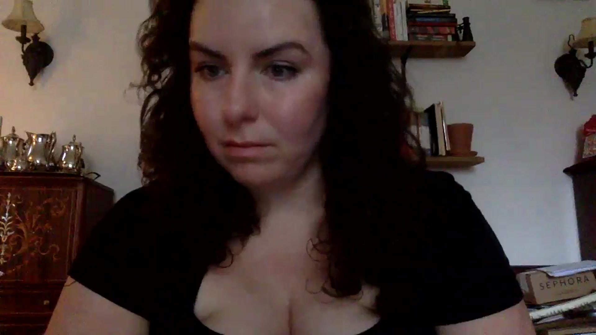 Gallery image thumbnail from EmilyHart's myfreecams stream on, 12/22/2025, 19:53 image 14 of 20