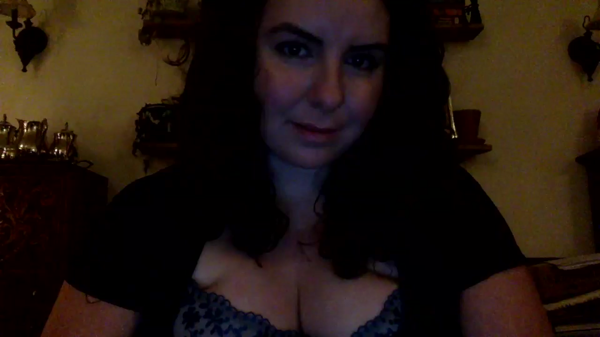 Gallery image thumbnail from EmilyHart's myfreecams stream on, 12/22/2025, 21:53 image 1 of 20