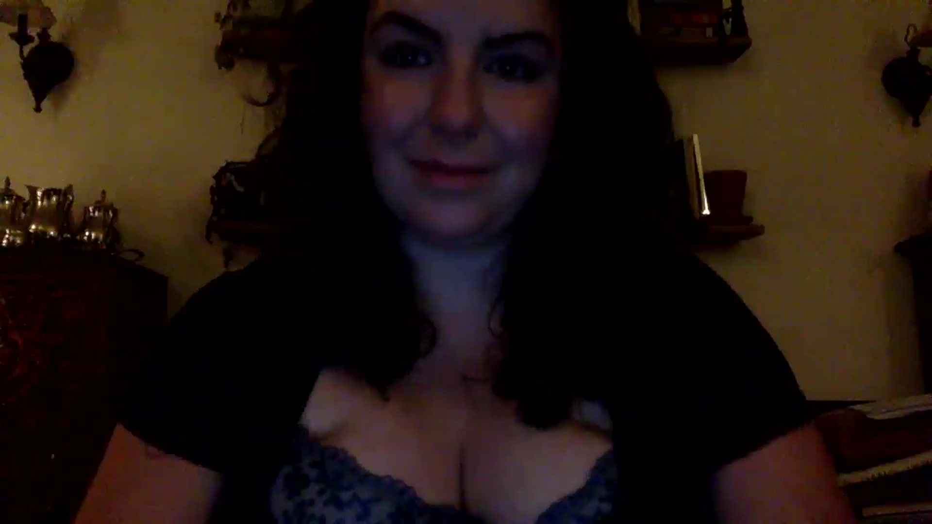 Gallery image thumbnail from EmilyHart's myfreecams stream on, 12/22/2025, 21:53 image 4 of 20
