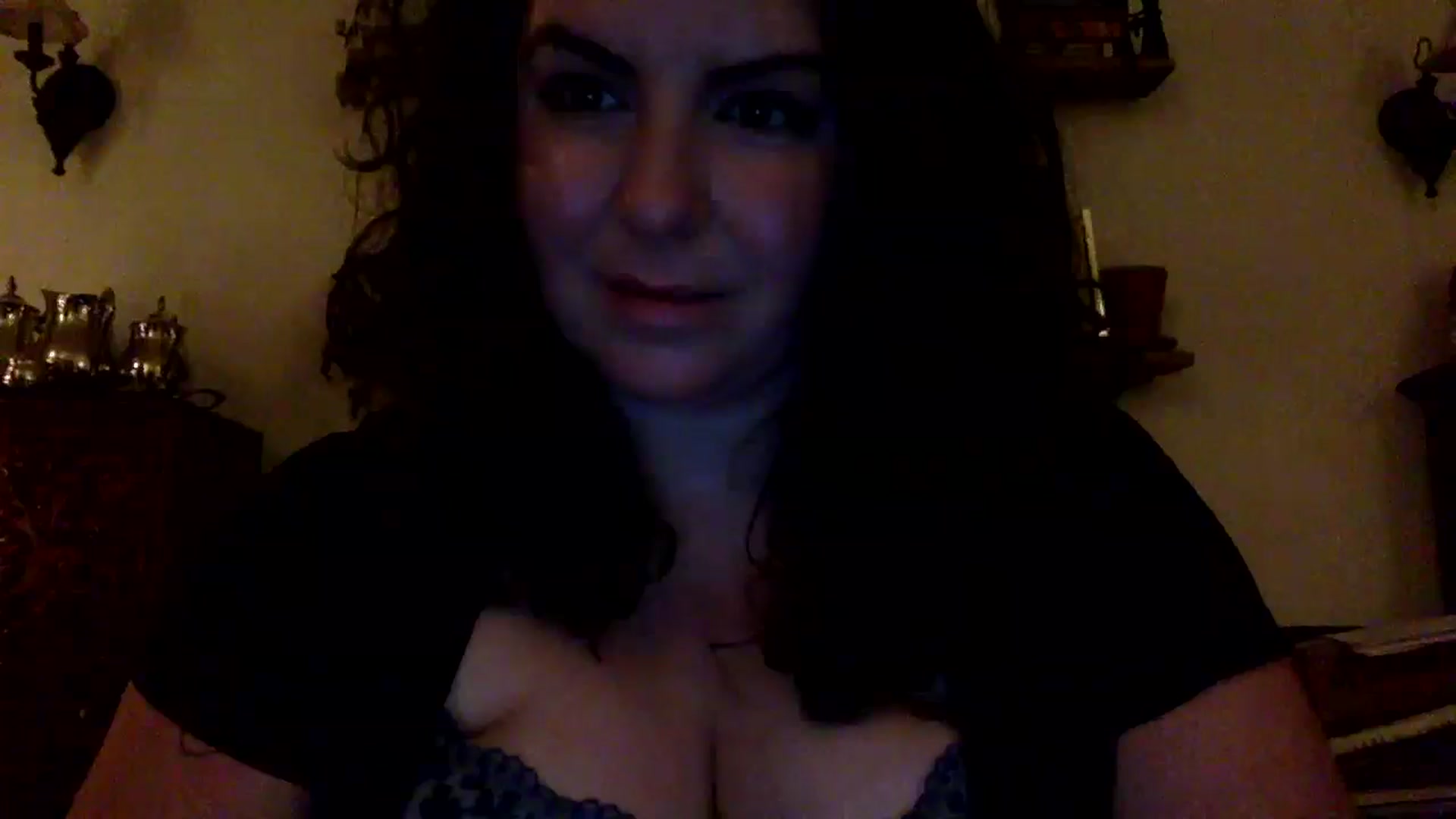 Gallery image thumbnail from EmilyHart's myfreecams stream on, 12/22/2025, 21:53 image 6 of 20