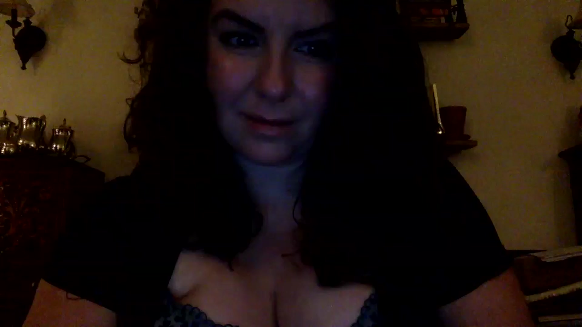 Gallery image thumbnail from EmilyHart's myfreecams stream on, 12/22/2025, 21:53 image 7 of 20