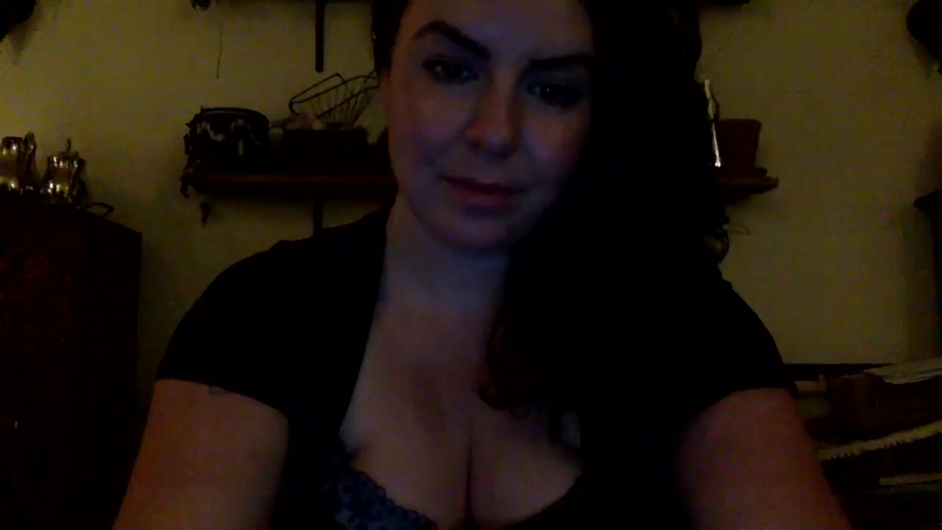 Gallery image thumbnail from EmilyHart's myfreecams stream on, 12/22/2025, 22:42 image 11 of 20