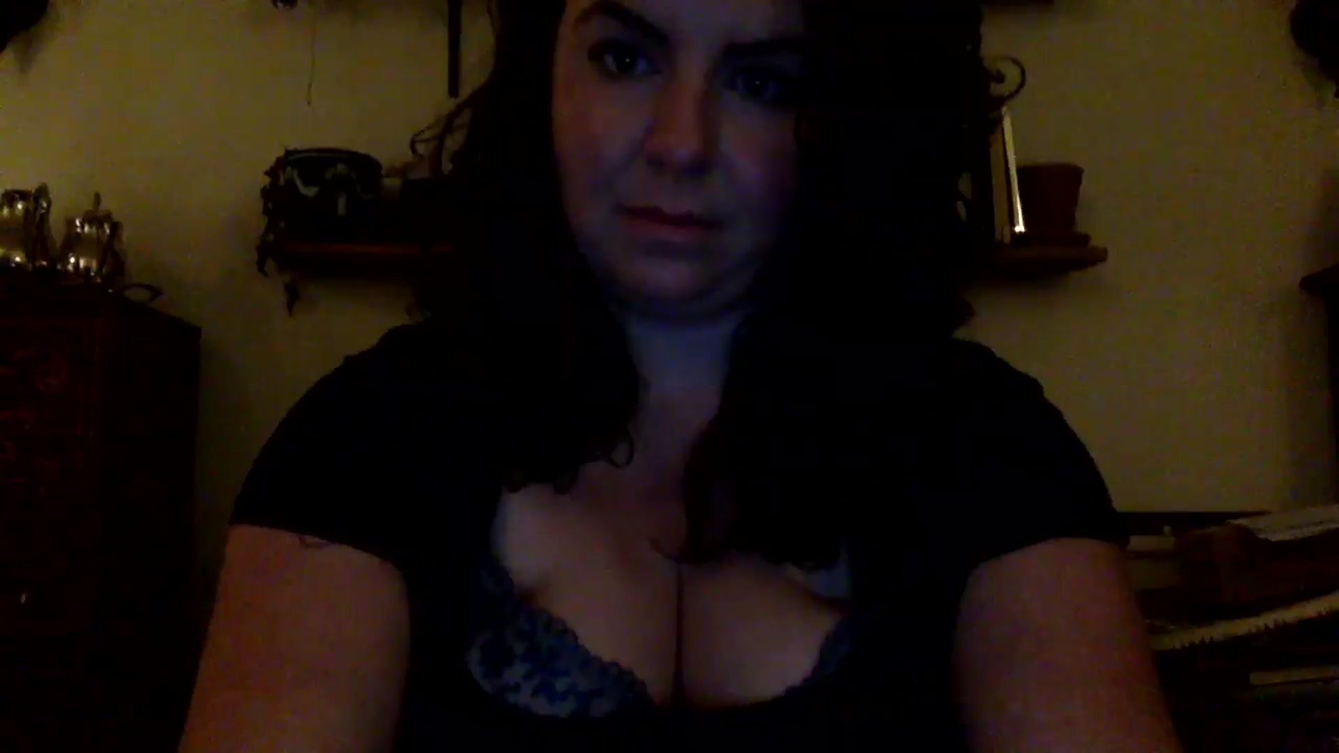 Gallery image thumbnail from EmilyHart's myfreecams stream on, 12/22/2025, 22:42 image 6 of 20