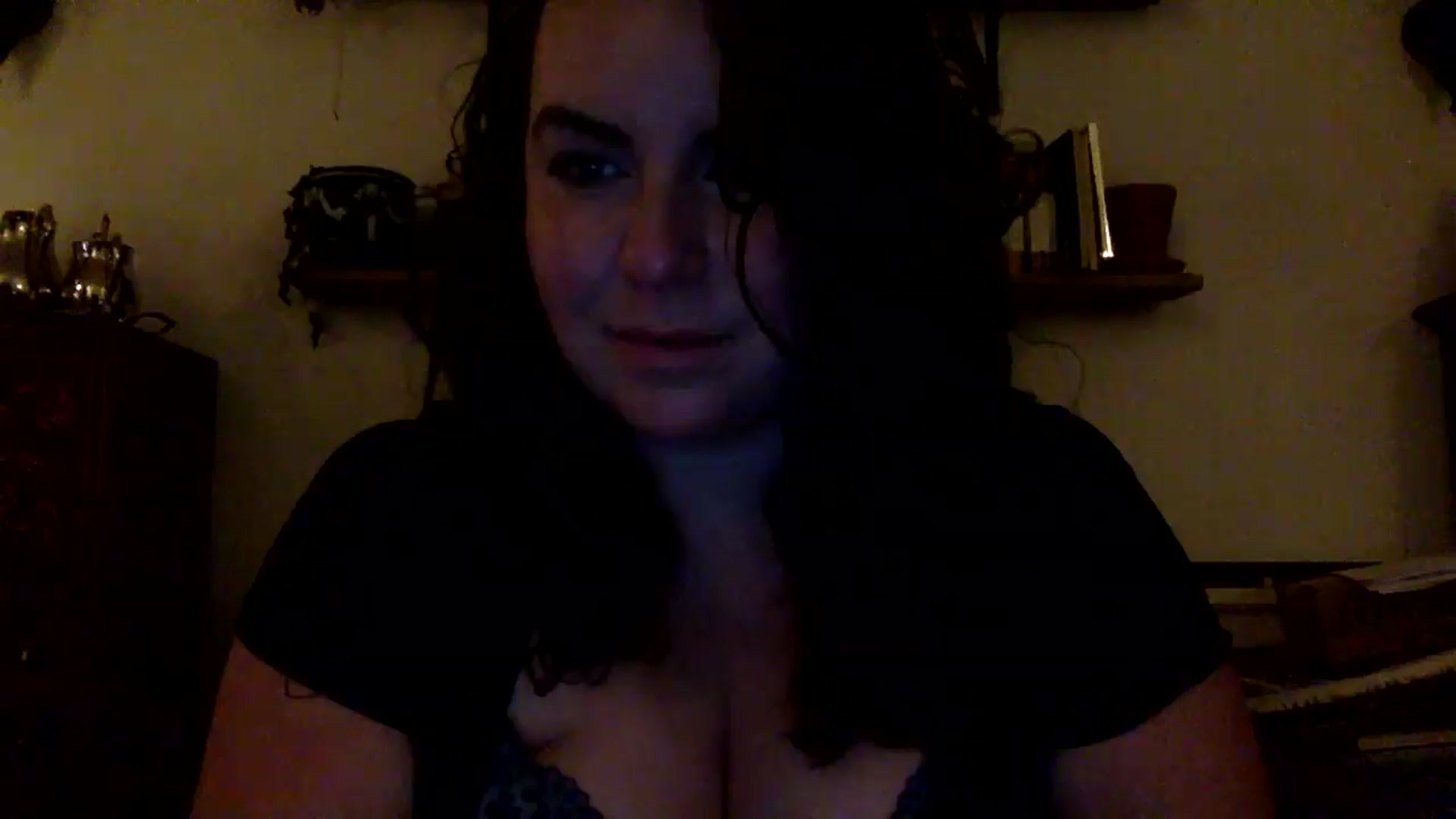 Gallery image thumbnail from EmilyHart's myfreecams stream on, 12/22/2025, 22:42 image 4 of 20