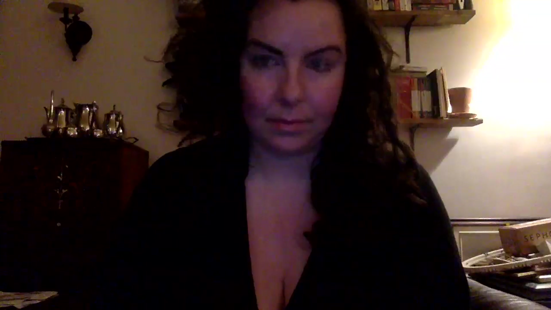 Gallery image thumbnail from EmilyHart's myfreecams stream on, 01/05/2026, 21:22 image 5 of 20