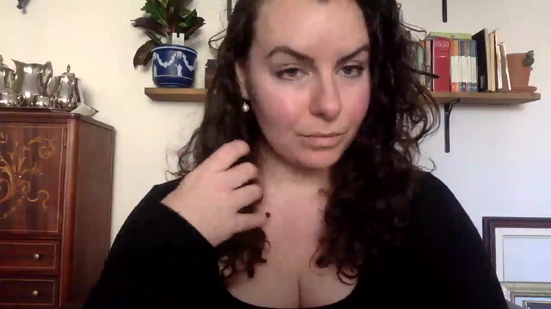 Gallery image thumbnail from EmilyHart's myfreecams stream on, 01/21/2026, 18:09 image 16 of 20