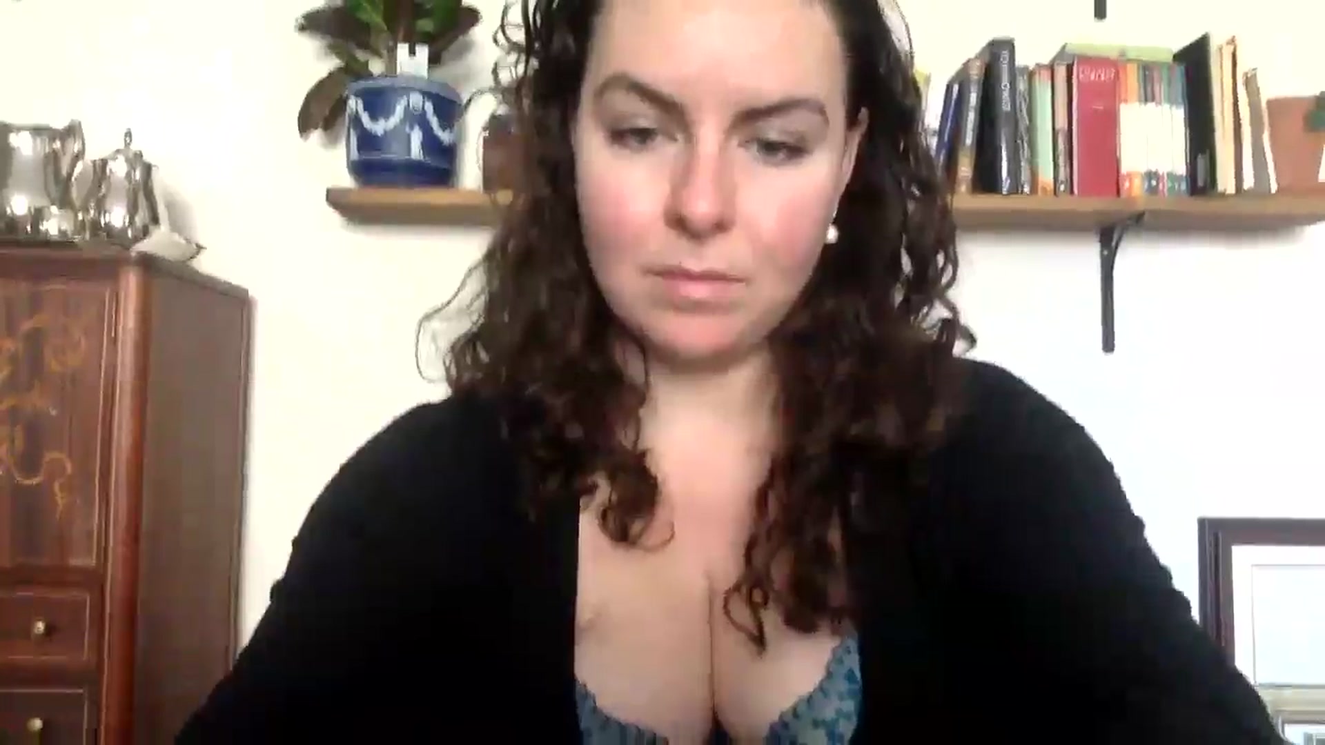 Gallery image thumbnail from EmilyHart's myfreecams stream on, 01/21/2026, 18:09 image 4 of 20