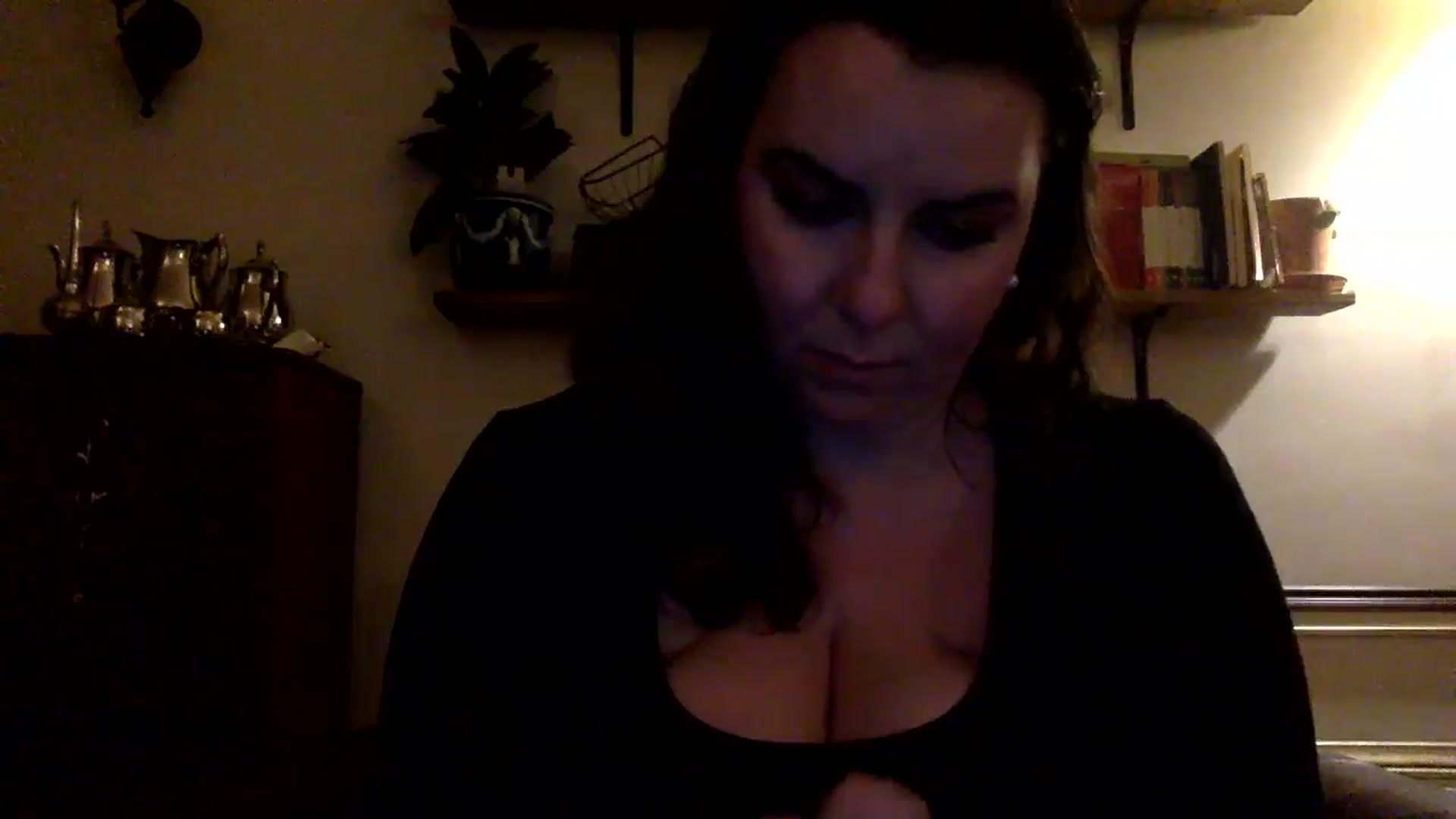 Gallery image thumbnail from EmilyHart's myfreecams stream on, 01/26/2026, 22:19 image 15 of 20