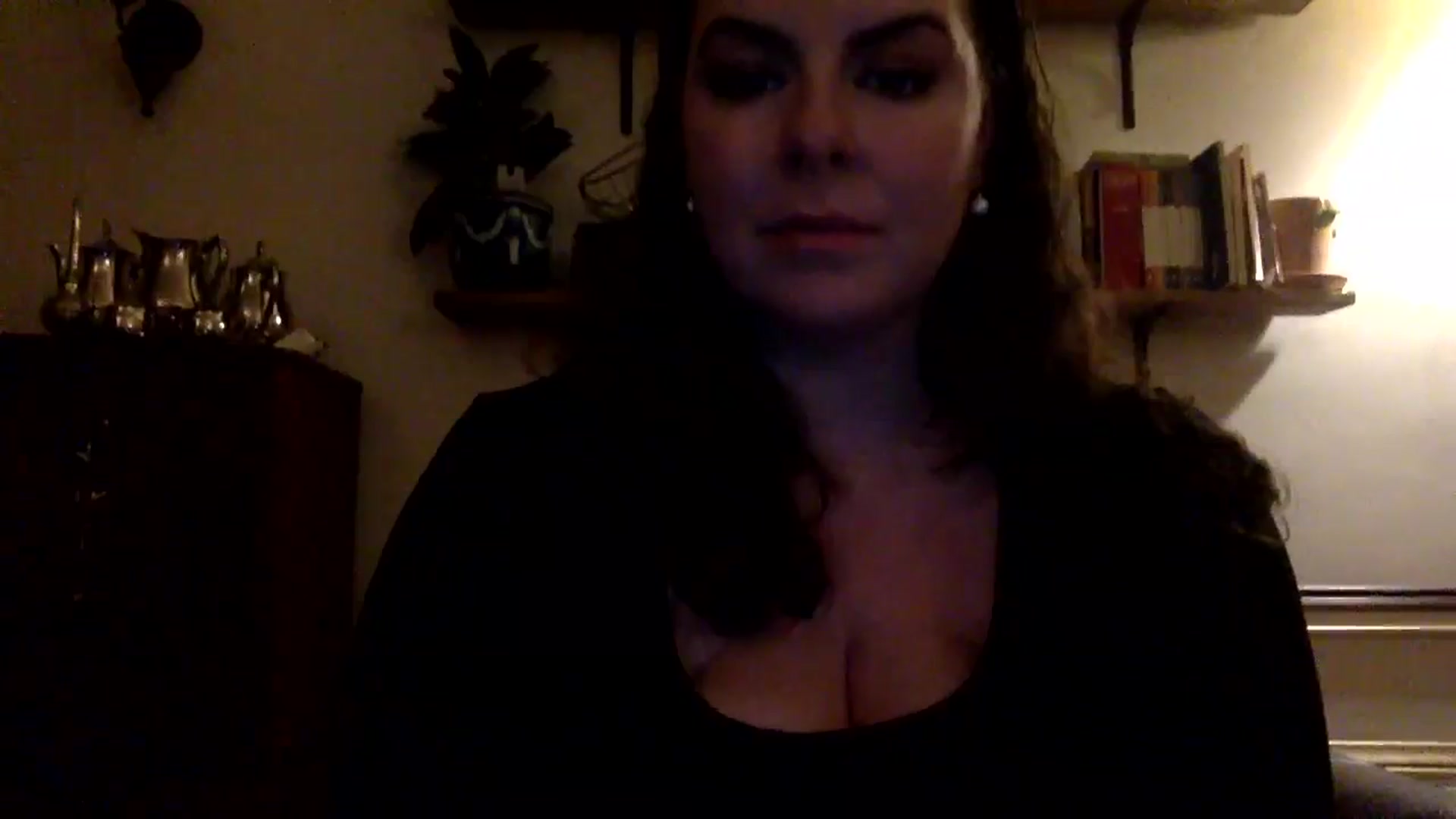 Gallery image thumbnail from EmilyHart's myfreecams stream on, 01/26/2026, 22:19 image 16 of 20