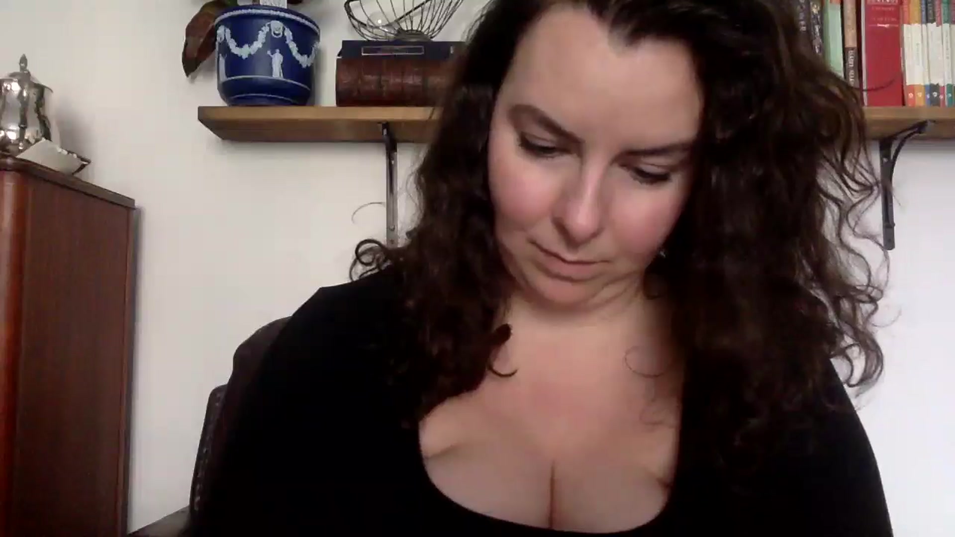Gallery image thumbnail from EmilyHart's myfreecams stream on, 01/27/2026, 20:03 image 12 of 20