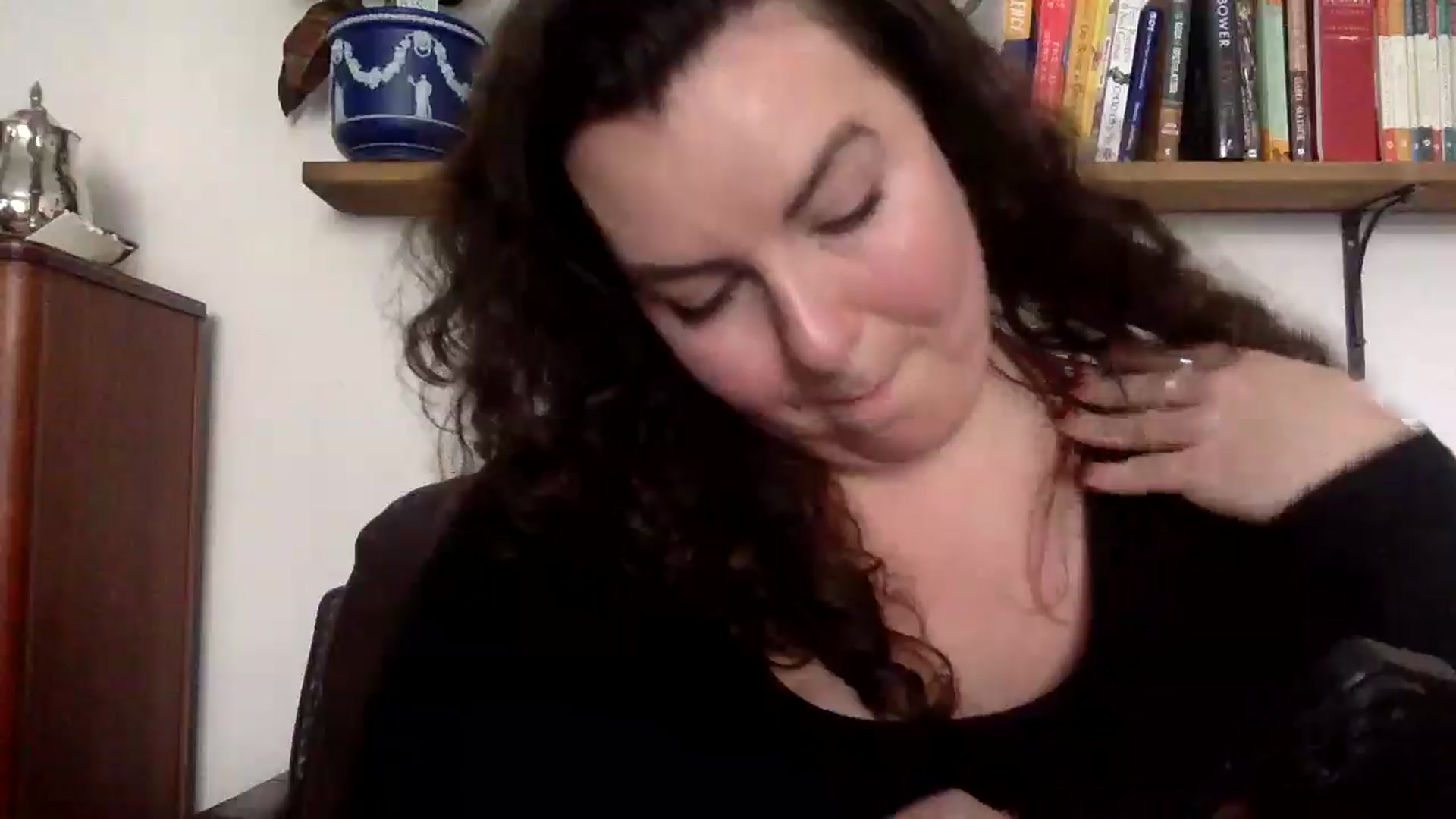Gallery image thumbnail from EmilyHart's myfreecams stream on, 01/27/2026, 20:03 image 11 of 20
