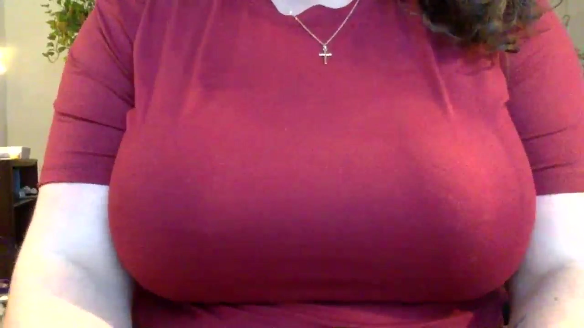 Gallery image thumbnail from EmilyHart's myfreecams stream on, 03/31/2026, 20:03 image 14 of 20