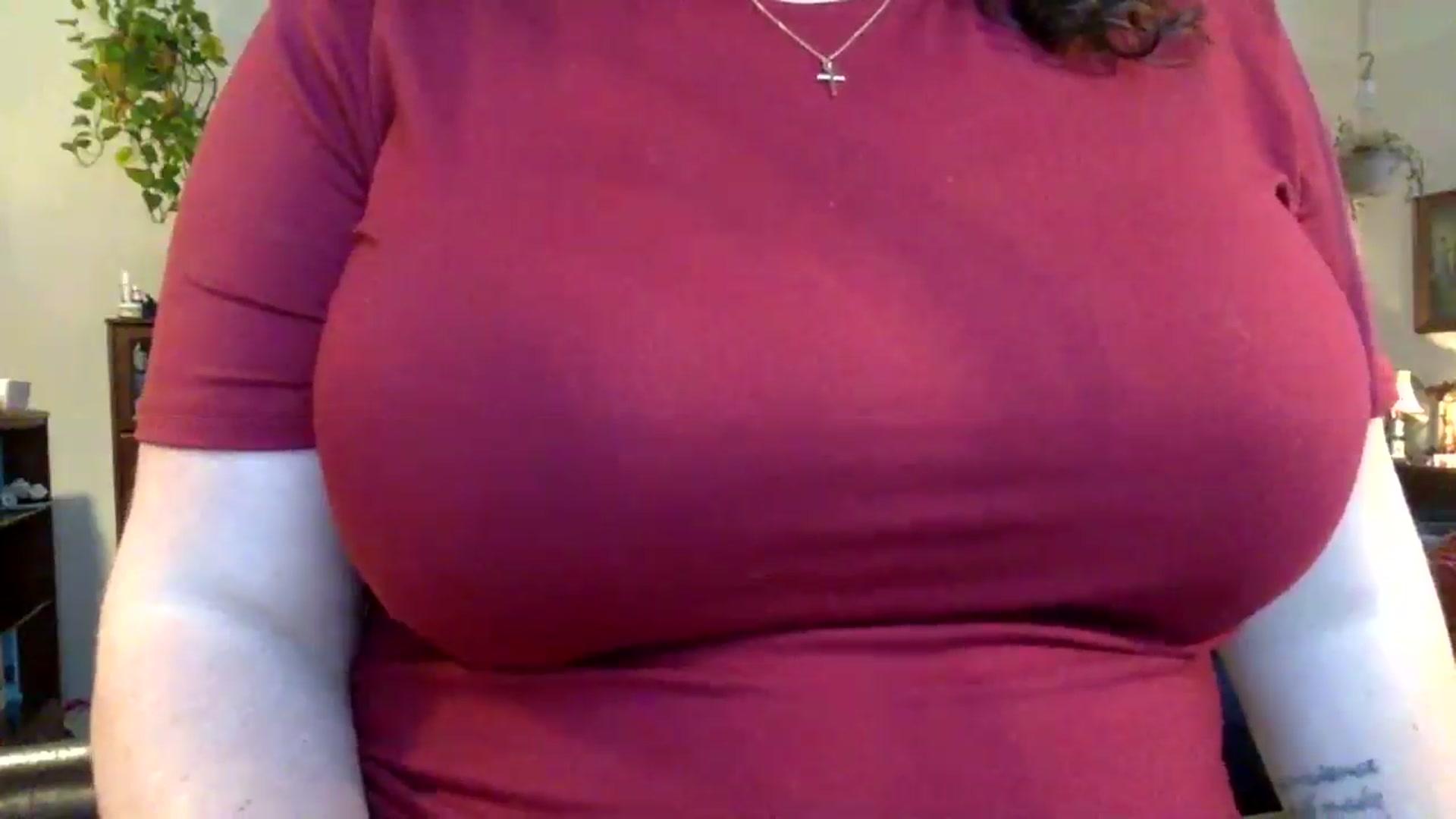 Gallery image thumbnail from EmilyHart's myfreecams stream on, 03/31/2026, 20:03 image 18 of 20