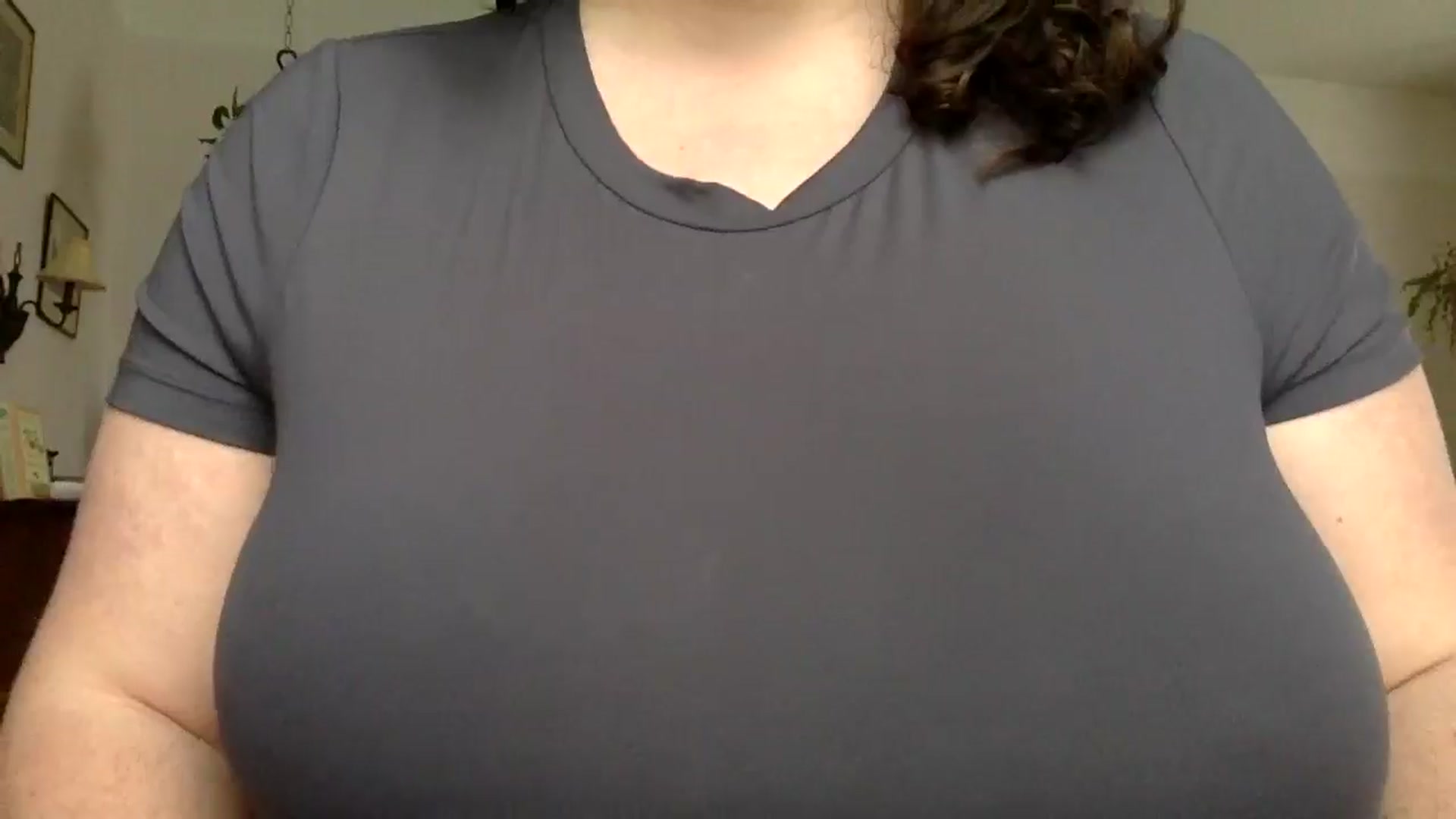 Gallery image thumbnail from EmilyHart's myfreecams stream on, 04/01/2026, 16:46 image 20 of 20