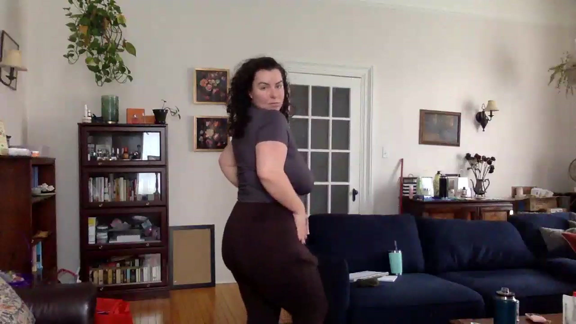 Gallery image thumbnail from EmilyHart's myfreecams stream on, 04/01/2026, 16:46 image 2 of 20