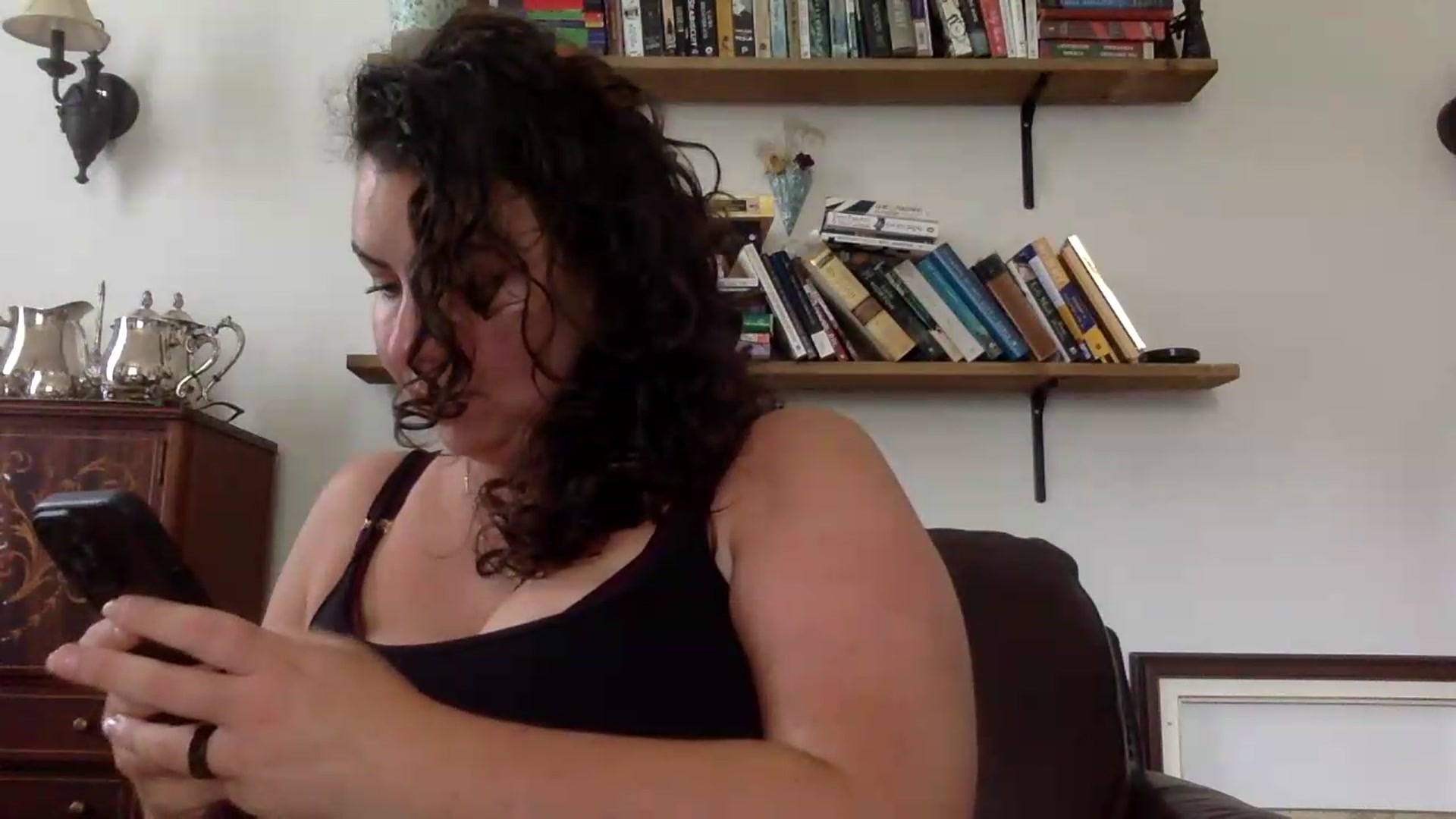 Gallery image thumbnail from EmilyHart's myfreecams stream on, 07/31/2026, 20:31 image 18 of 20