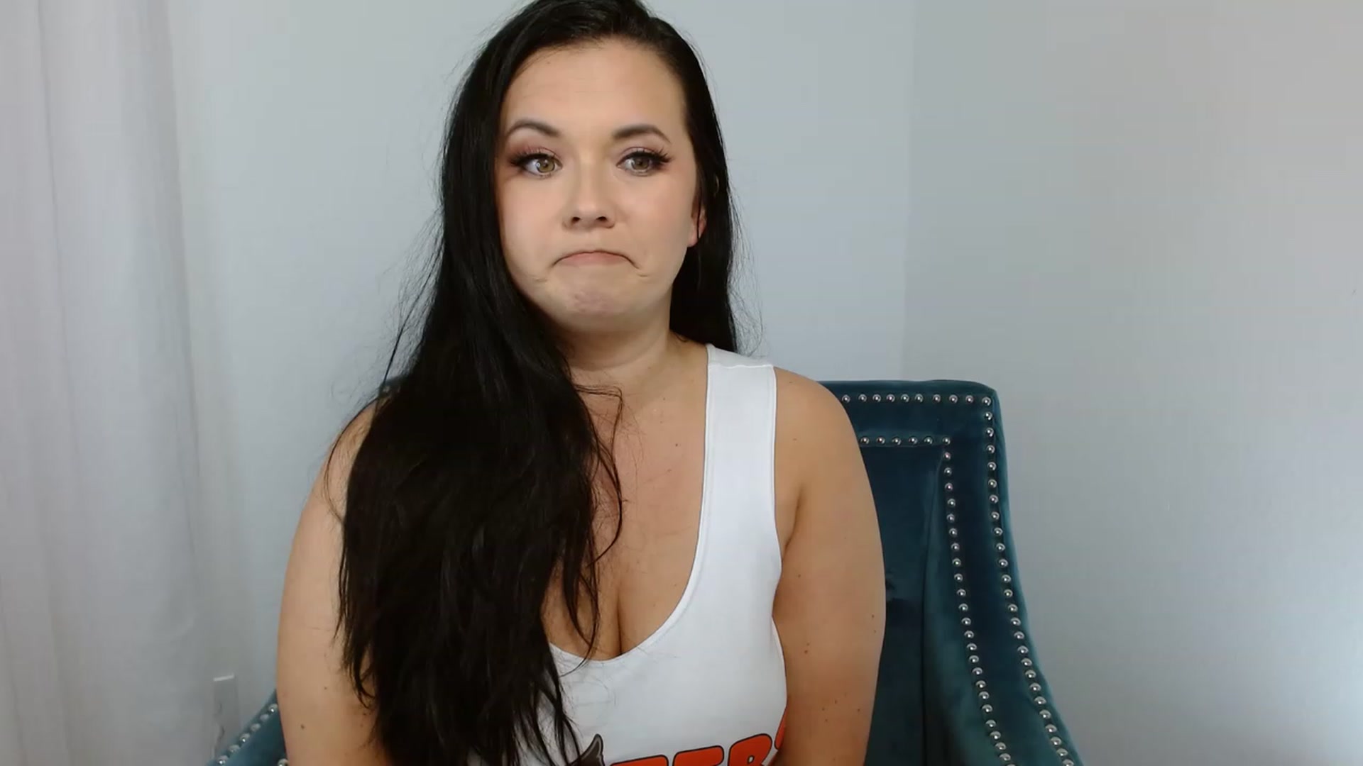 Gallery image thumbnail from EmilyIvy's myfreecams stream on, 12/28/2022, 04:27 image 15 of 20