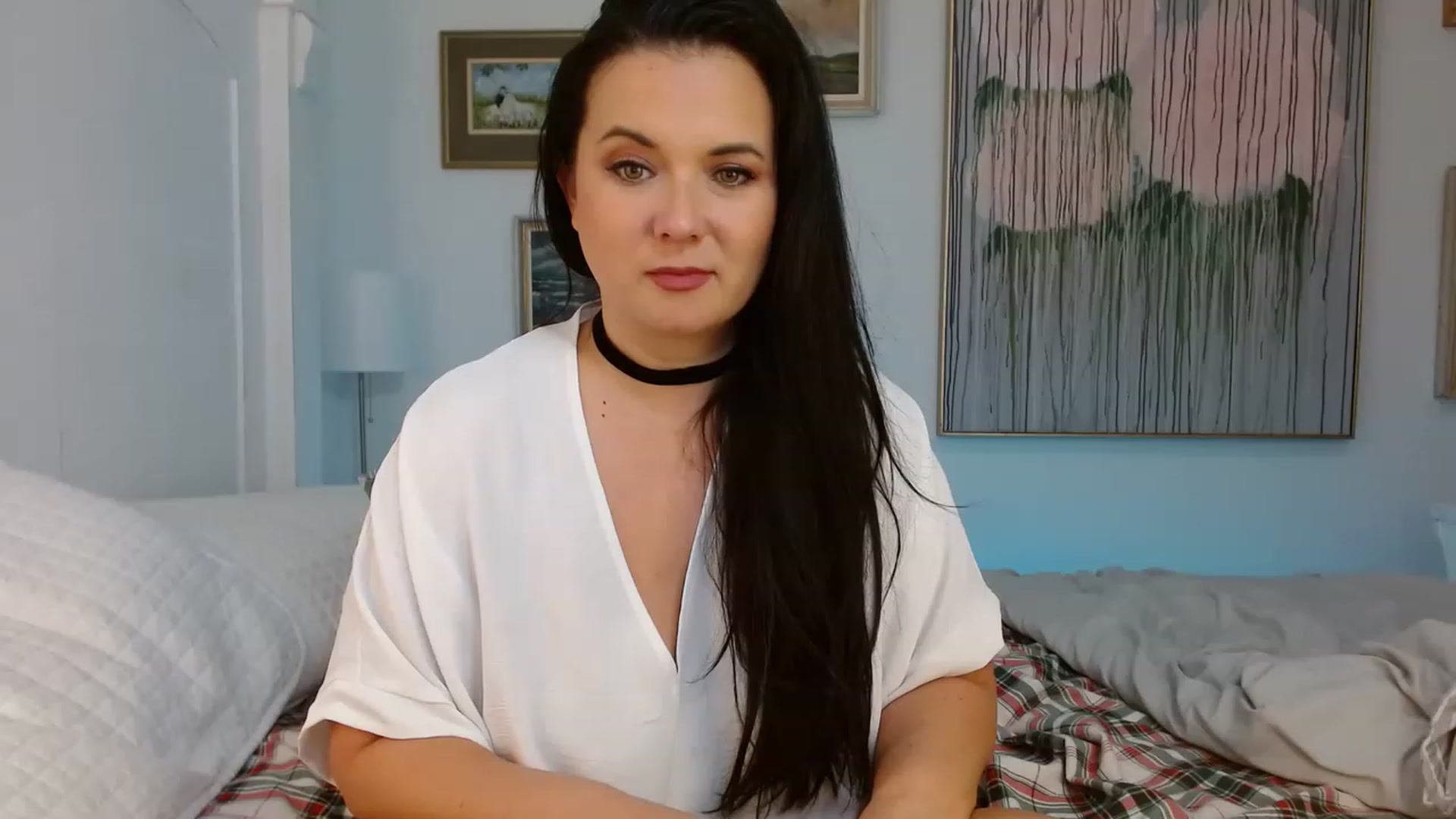 Gallery image thumbnail from EmilyIvy's myfreecams stream on, 01/12/2023, 16:44 image 16 of 20